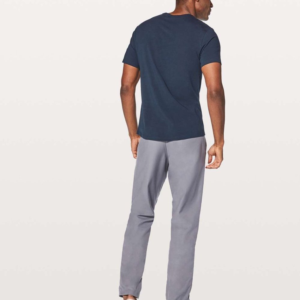 (1786) 🍋 LULULEMON 5 Year Basic V *Updated Fit **LOVED