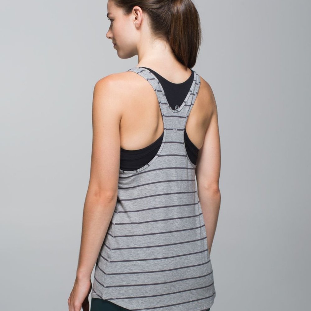 (1809) 🍋 LULULEMON Om Racerback **LOVED