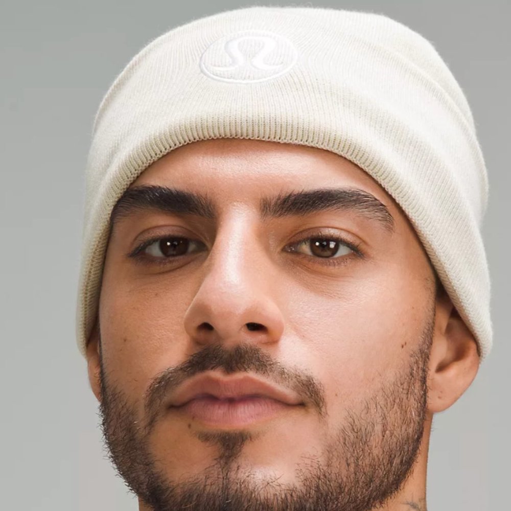 (2310) NWT Warm Revelation Beanie in Heathered Bone/White (SOLD OUT ONLINE)