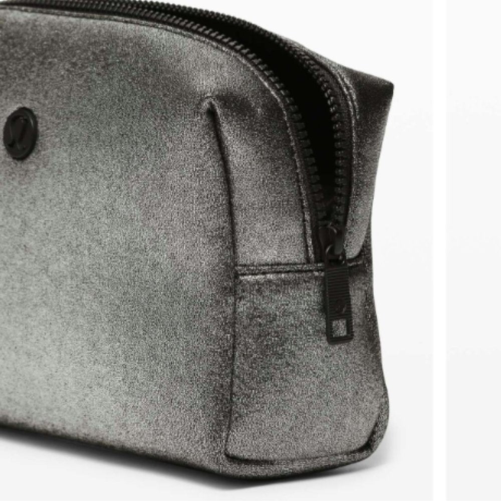 (2369) LULULEMON All Your S Things Pouch Mini **SOLD OUT