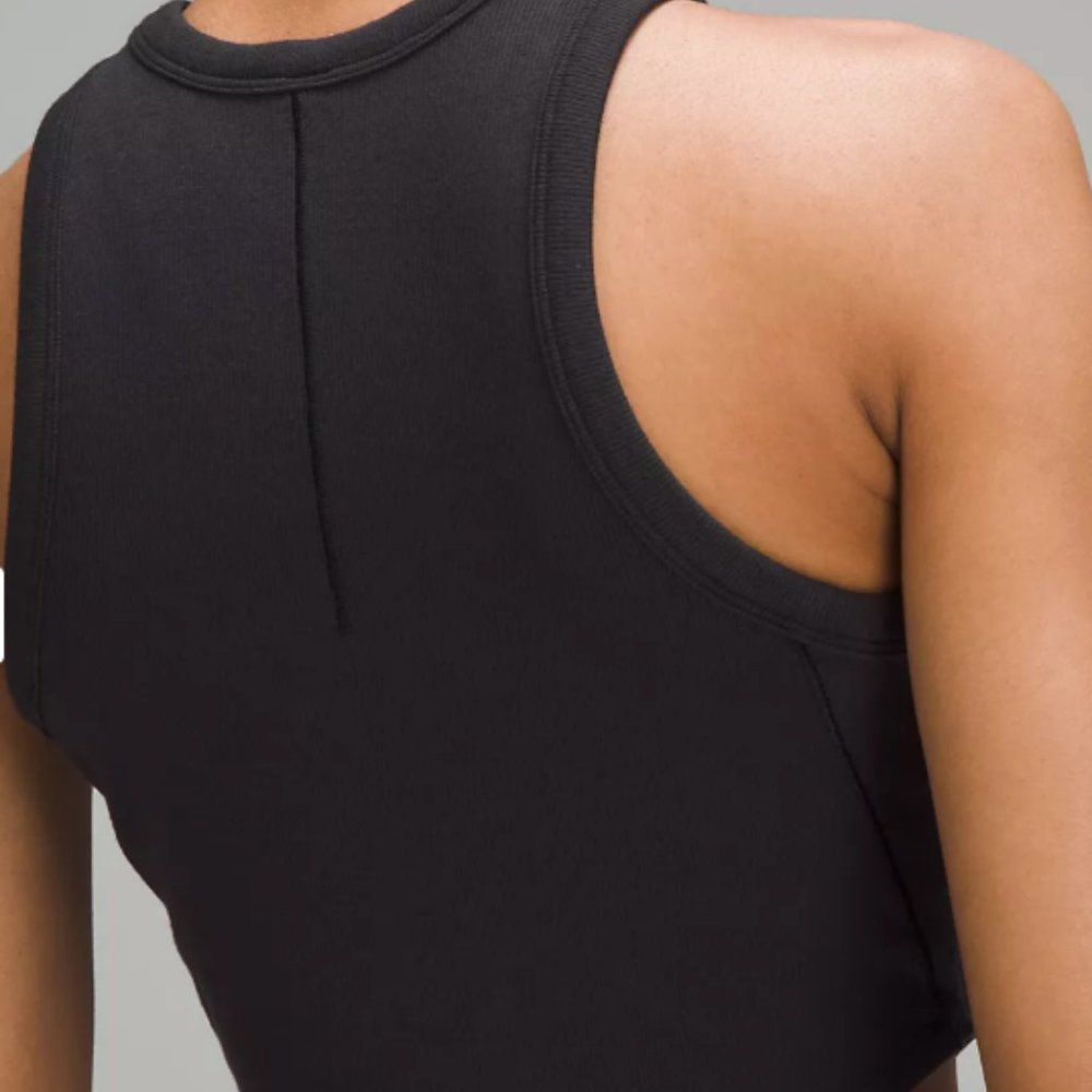 (1989/90/91)) NWT Lululemon Hold Tight Cropped Tank Top Sz 6/8/16