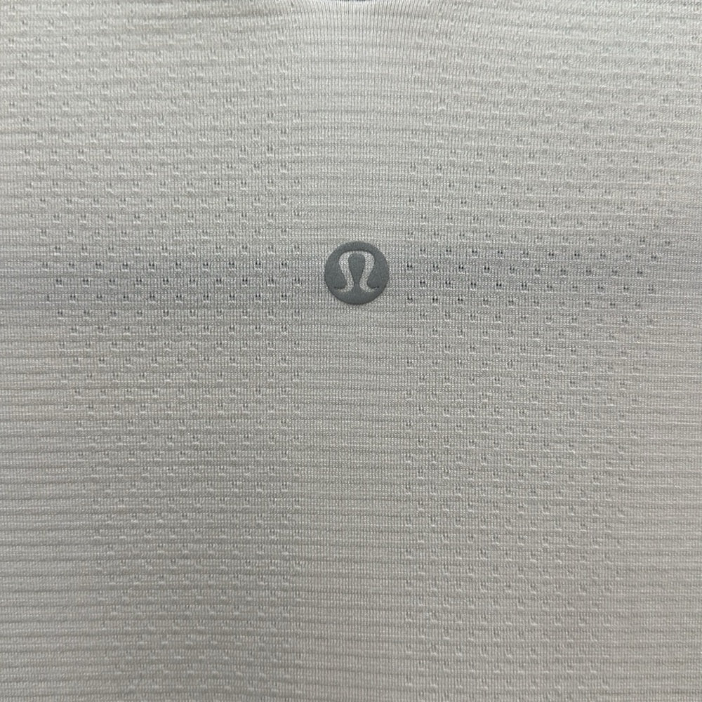 (6025) ๐ LULULEMON RUN: Swiftly Tech Long Sleeve Crew Sz 6 WHITE EUC