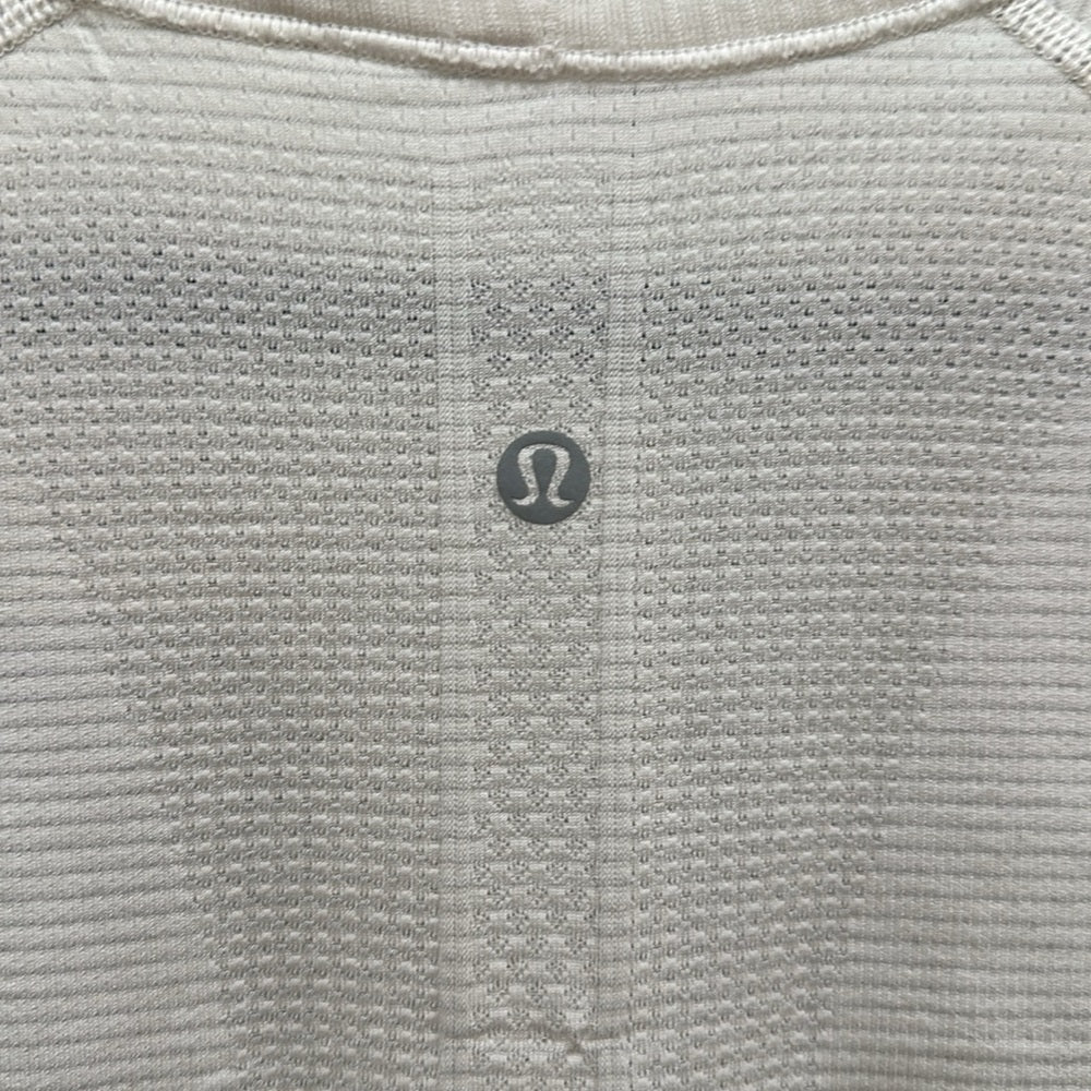 (6061) ๐ LULULEMON RUN: Swiftly Tech Short Sleeve Crew Sz 10 **LOVED