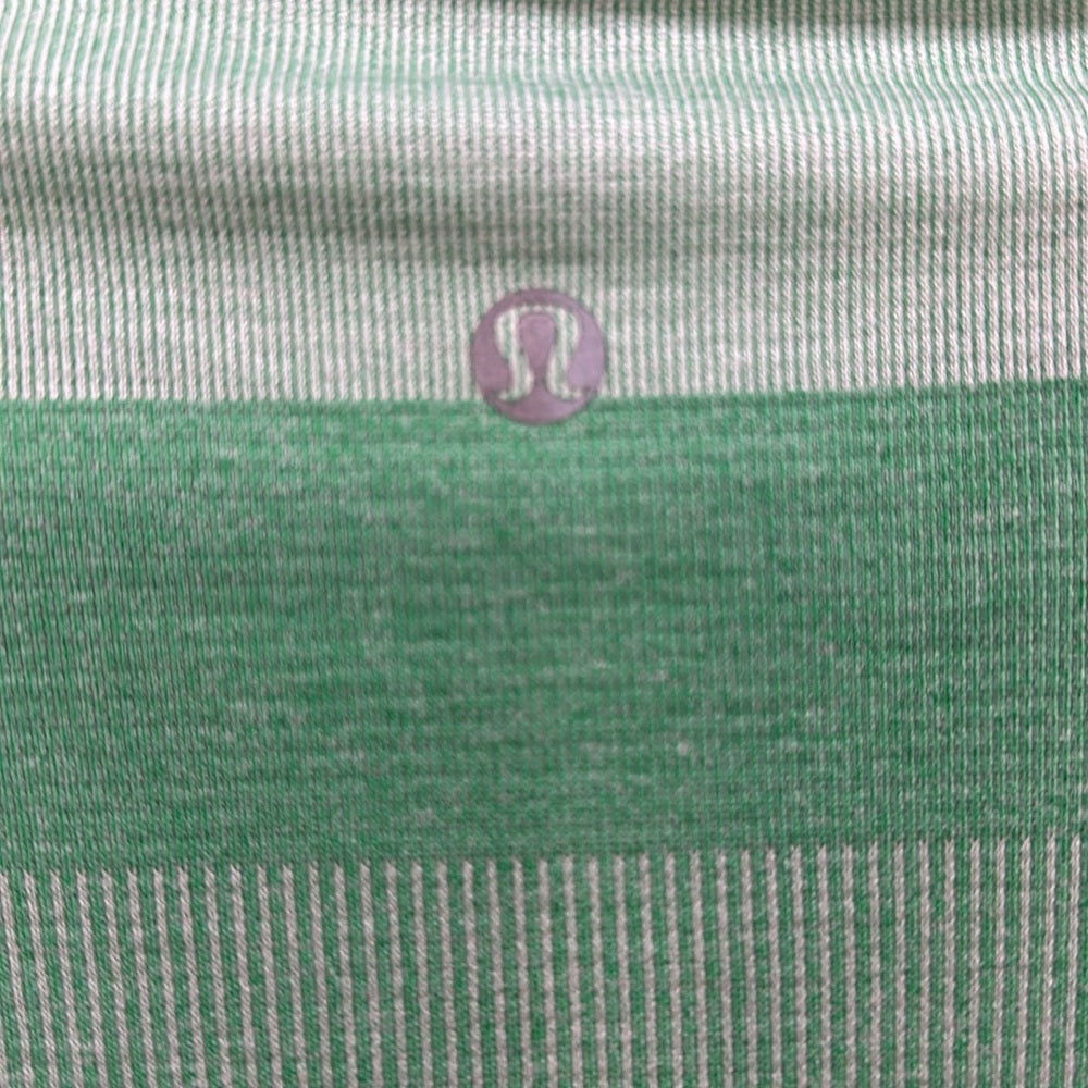 (6078) ๐ LULULEMON RUN: Swiftly Tech Short Sleeve Crew Sz 8 **LOVED *RARE