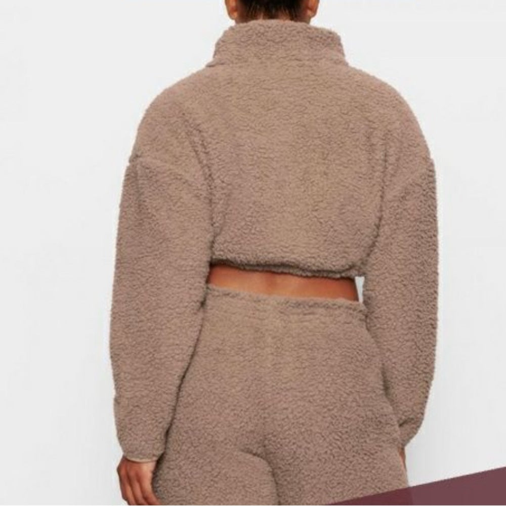 NWT SKIMS Dessert Teddy Pile High Fleece Crop Zip Up Jacket