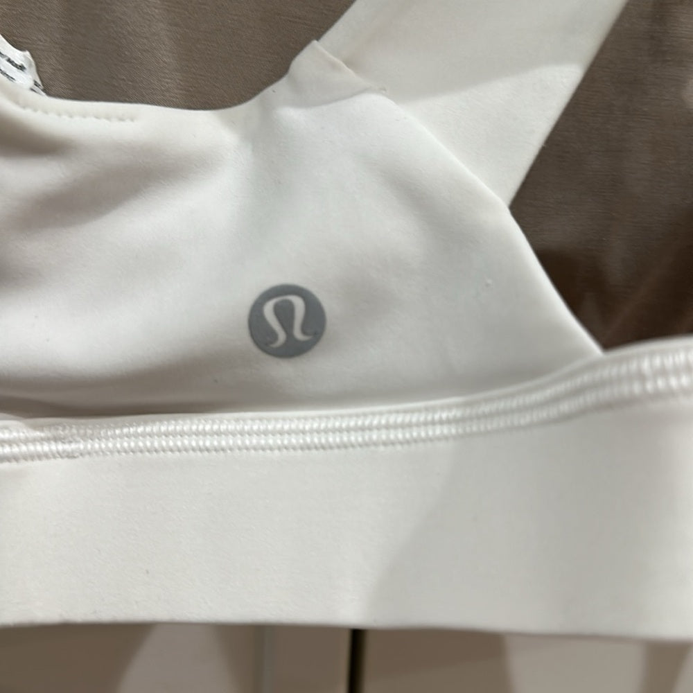 (0013) Lululemon Envital Bra *Medium Support B/C Cup Sz 6