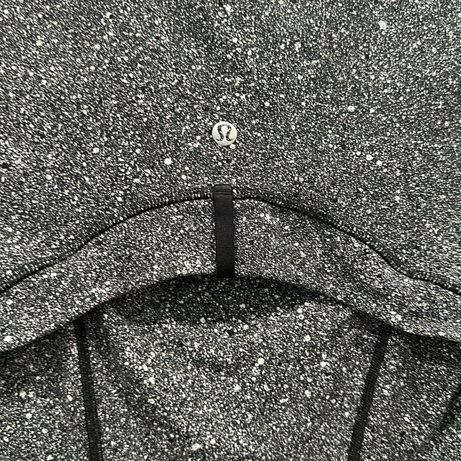 (6237) LULULEMON Define Jacket Sz 4 EUC Luminesce Splatter White Black