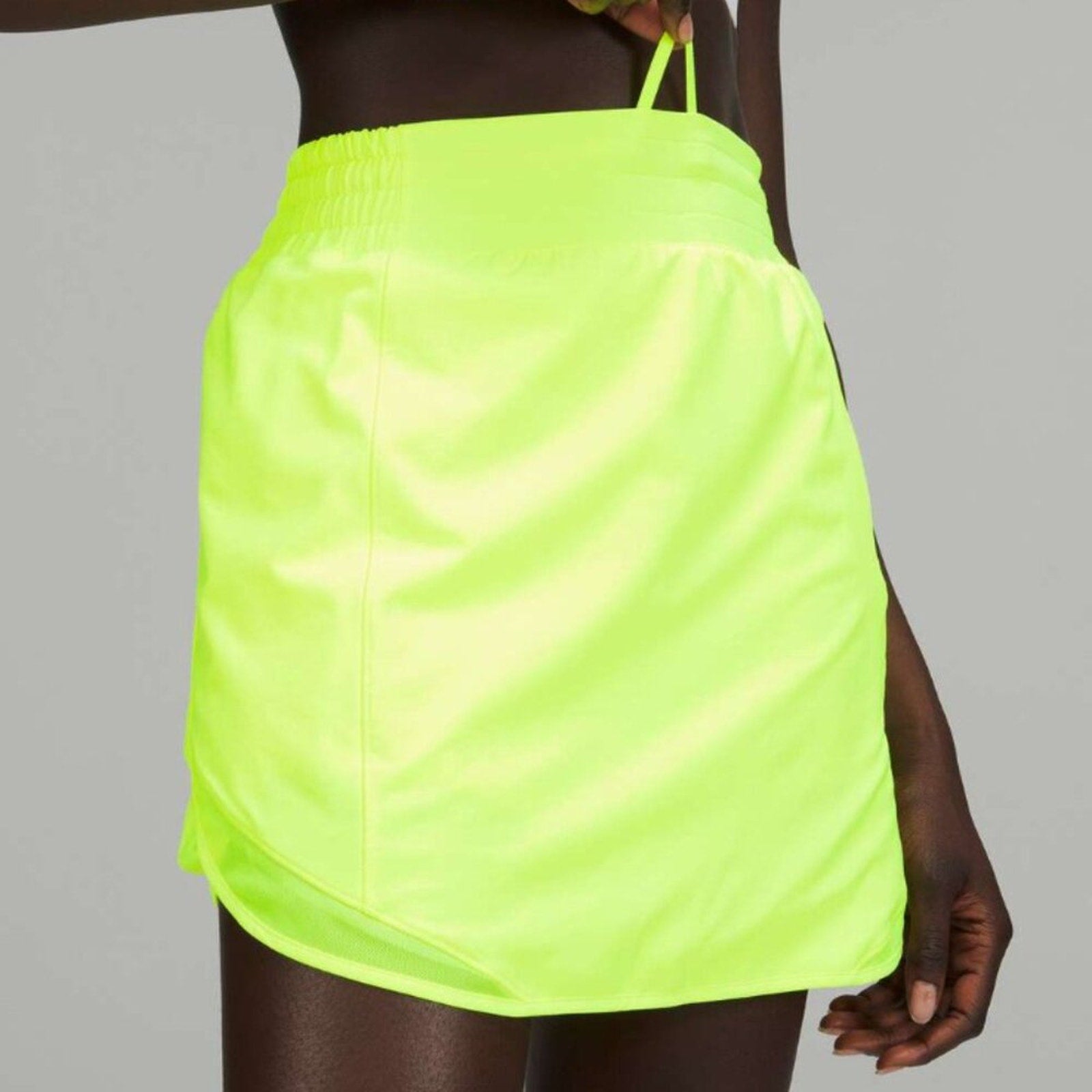 6925 Lululemon Hotty Hot High-Rise Skirt *Long in Highlight Yellow ($78) sz 10