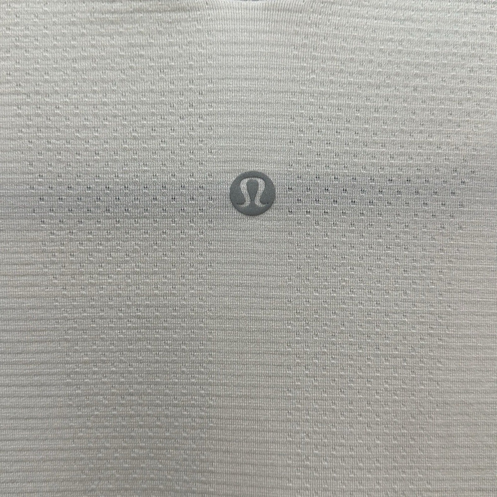 6025 - LULULEMON RUN: Swiftly Tech Long Sleeve Crew Sz 6 WHITE