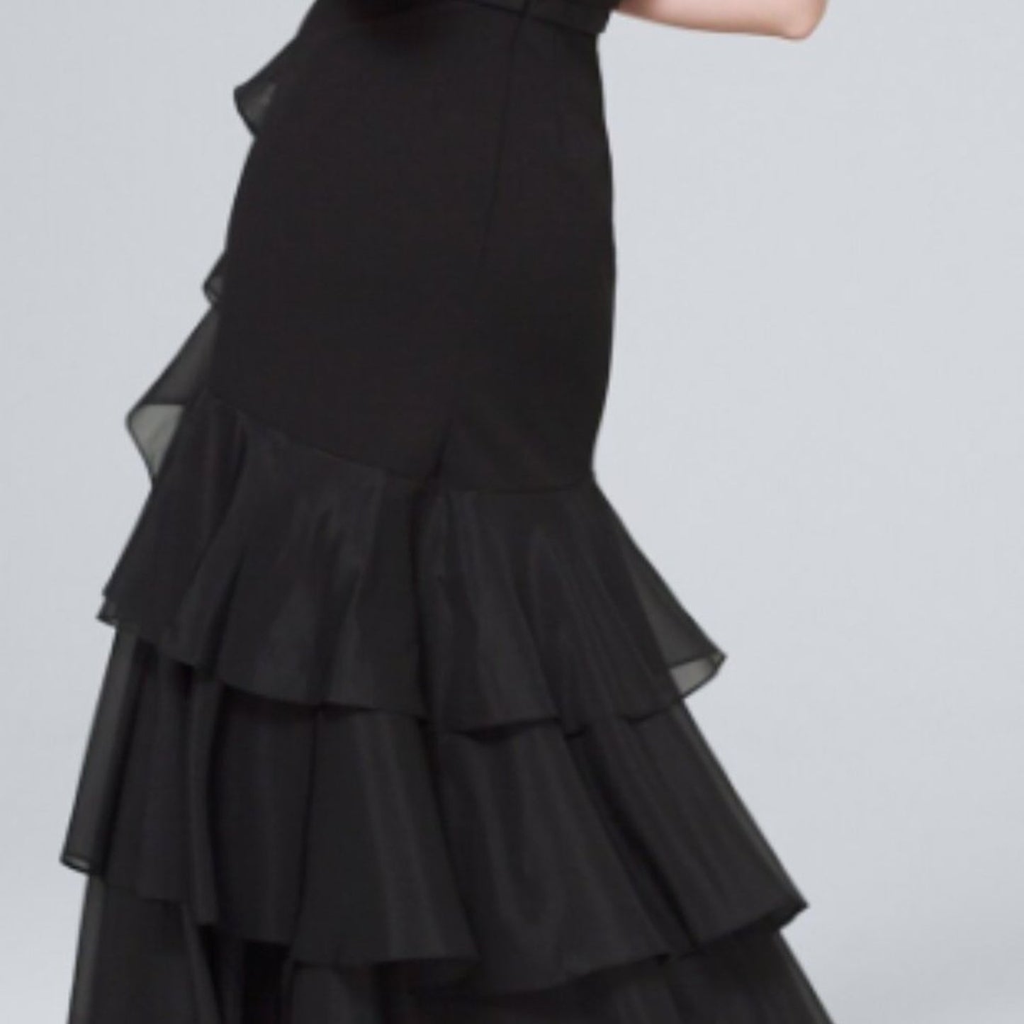 🆕  AIDAN MATTOX Ruffle-Detail Gown NWT Sz 10 ** SOLD OUT **