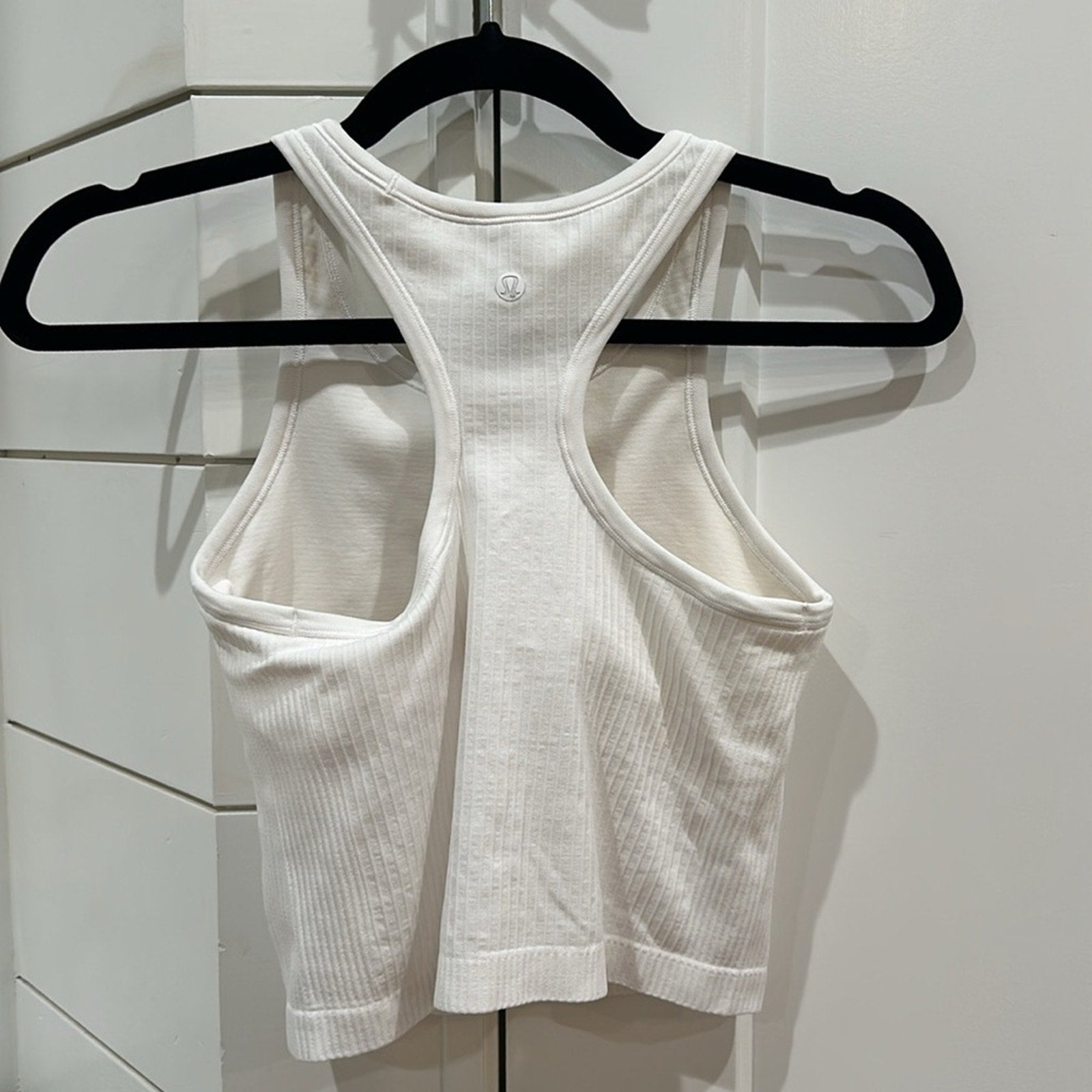 6487 - Lululemon Ebb To Street Racerback Crop Tank Sz 4