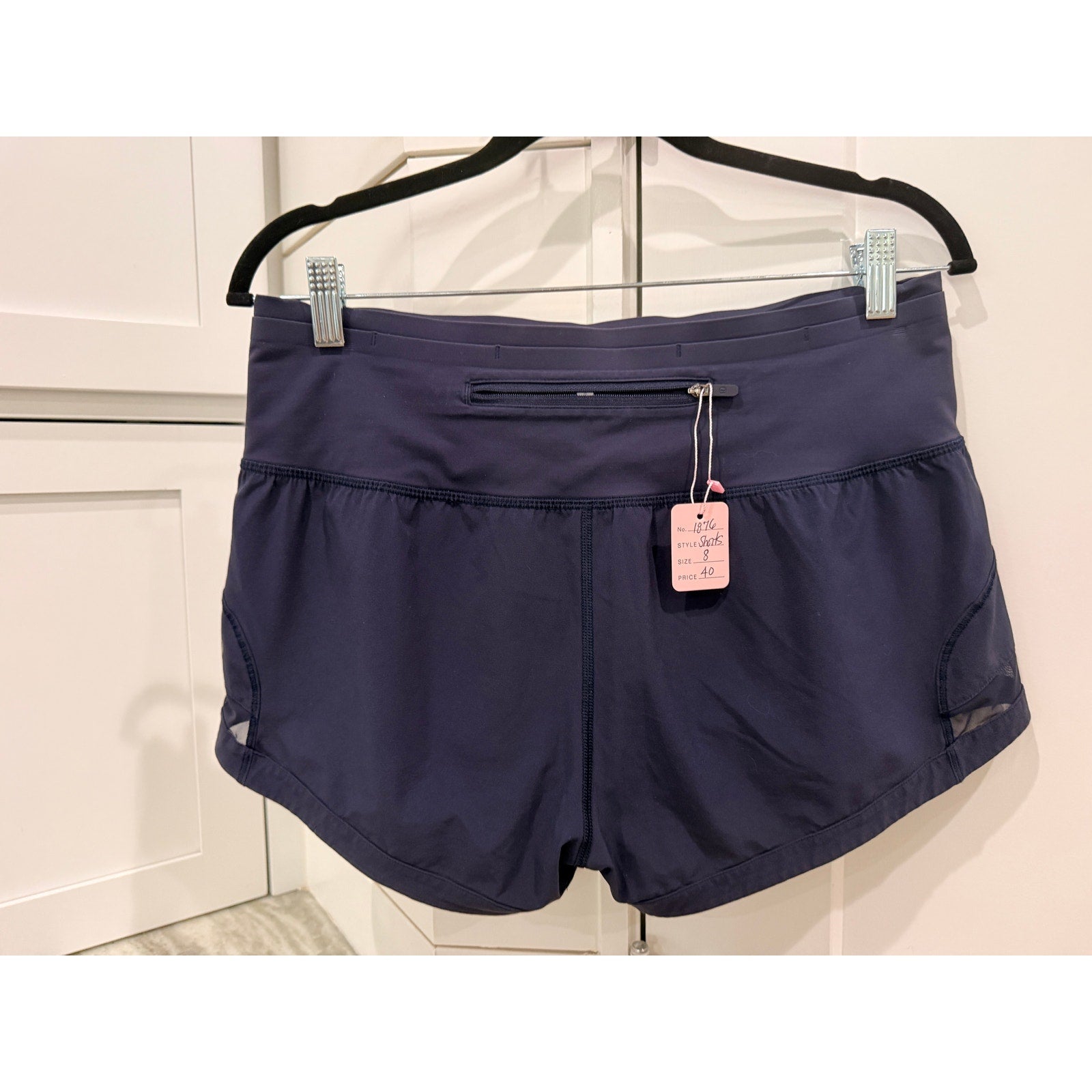 1876 Lululemon Pace Perfect Short (3") Midnight Navy Sz 8 *LOGO FADE