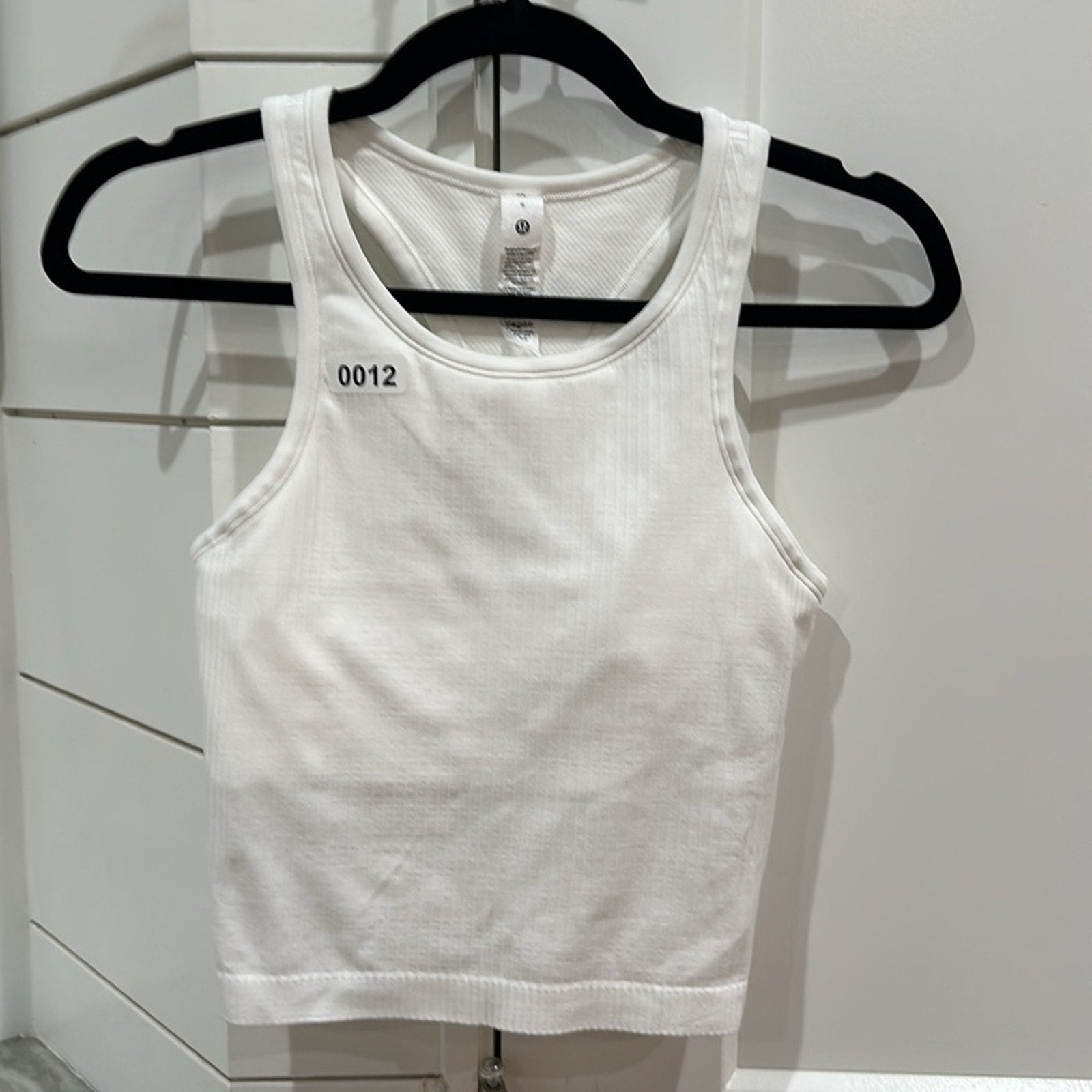 6487 - Lululemon Ebb To Street Racerback Crop Tank Sz 4