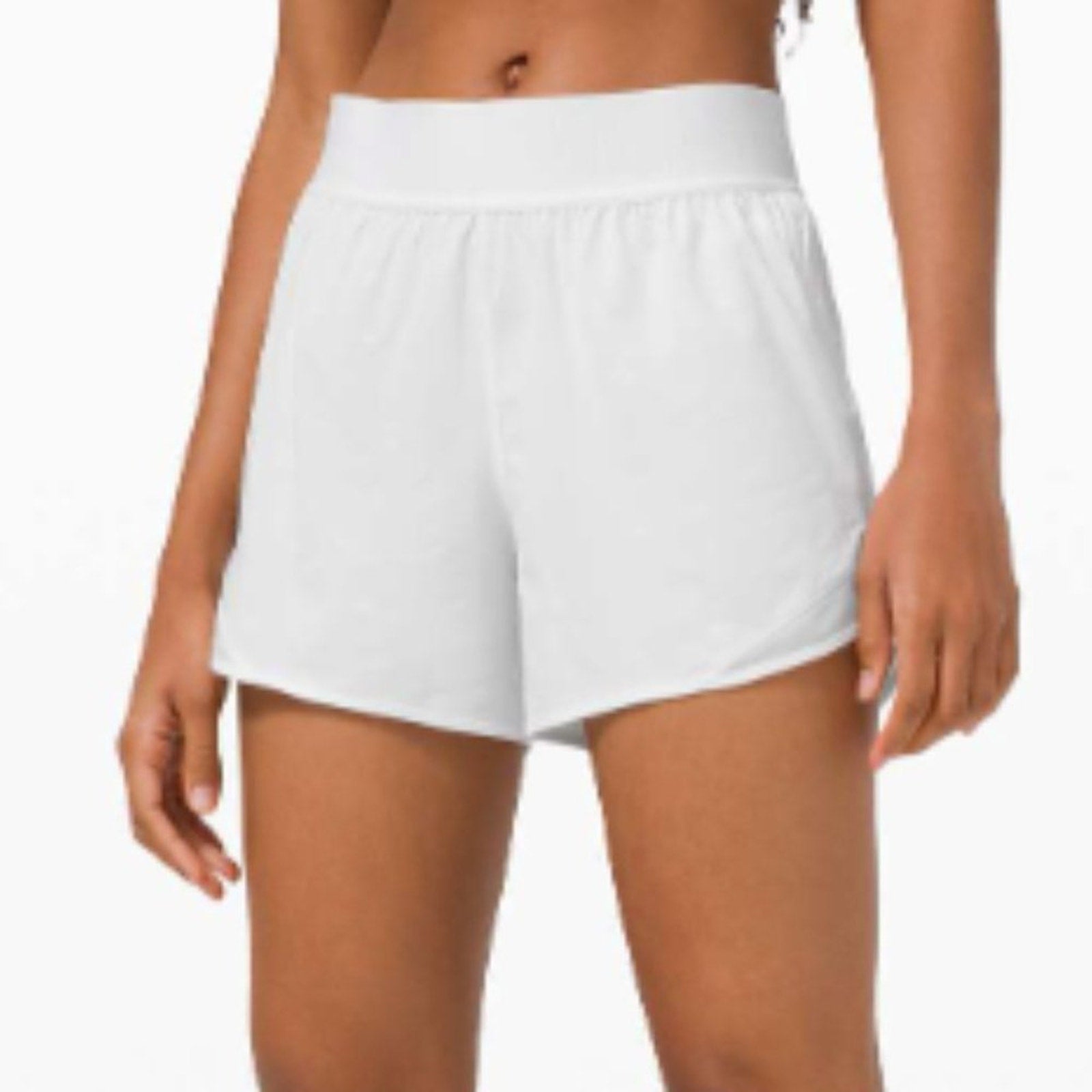 2179 LULULEMON Hotty Hot 4" Foil Logo Sz 4 **LOVED**RARE
