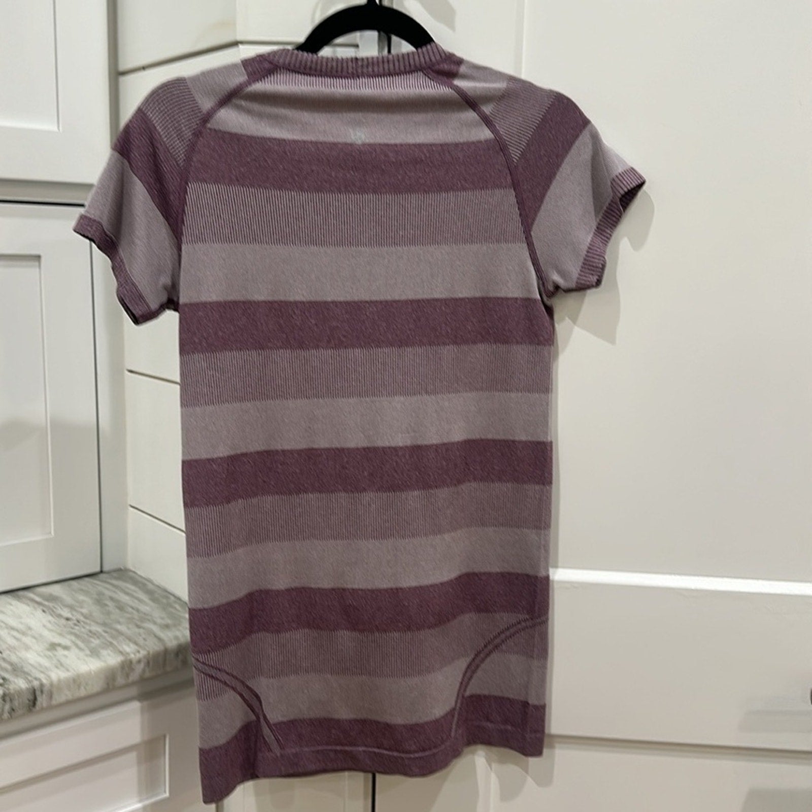 6094 - LULULEMON RUN: Swiftly Tech Long Sleeve Crew Sz 8 *GUC