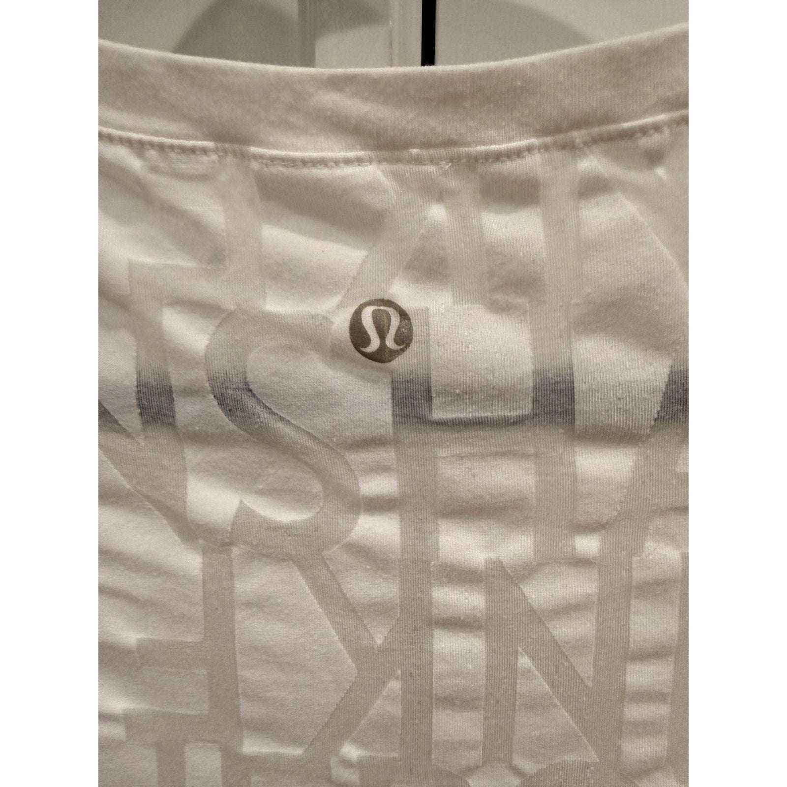 6670  LULULEMON Manifesto Tee Short Sleeve *RARE Sz 6