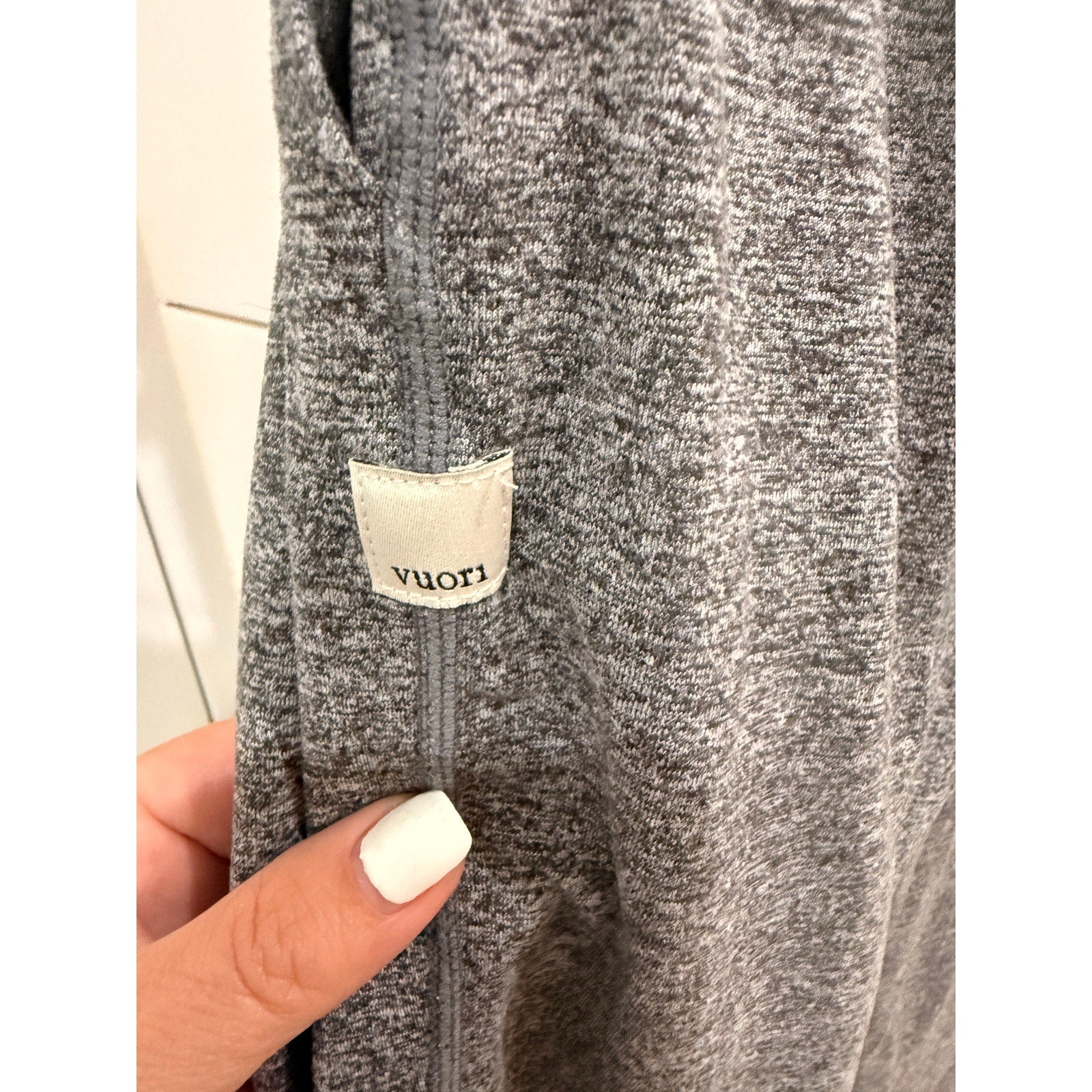 0307 VUORI Performance Jogger in GRAY in SMALL