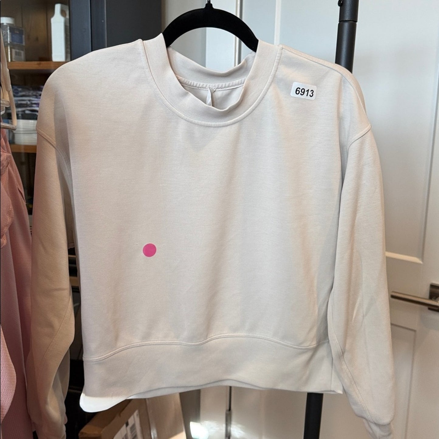 6913 Lululemon Softstreme Women’s Cropped Long Sleeve Flaw