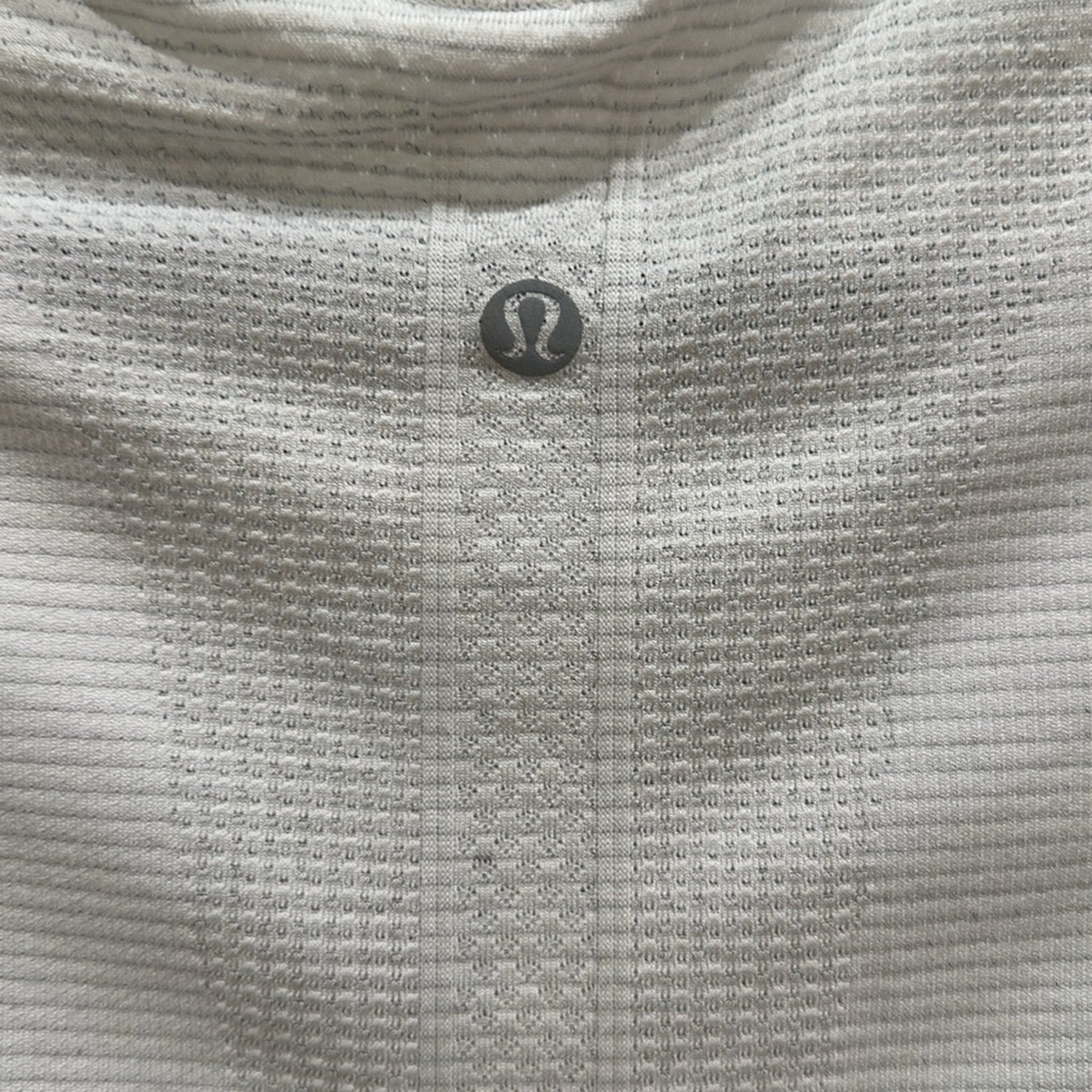 (6062)  🍋 LULULEMON RUN: Swiftly Tech Short Sleeve Crew Sz 6 **LOVED