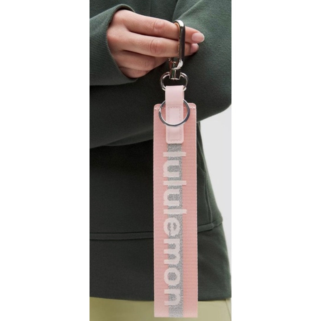 0270  NWT Lululemon Never Lost Keychain- Pink Mist/Silver *SPARKLES