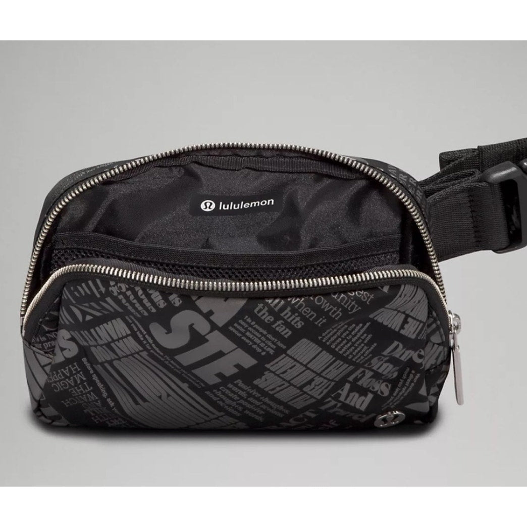 2304 NWT LULULEMON Everywhere Belt Bag 1L Manifesto Print