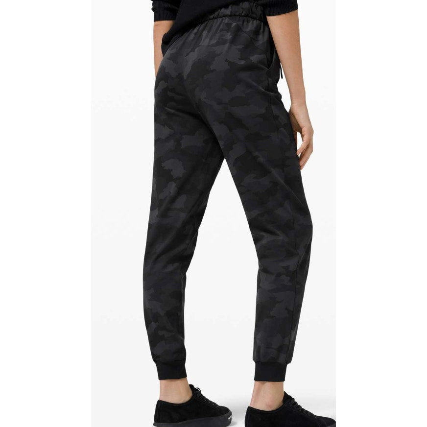 6827 Lululemon Stretch High-Rise Jogger *Full Heritage 365 Camo Deep Coal Sz10