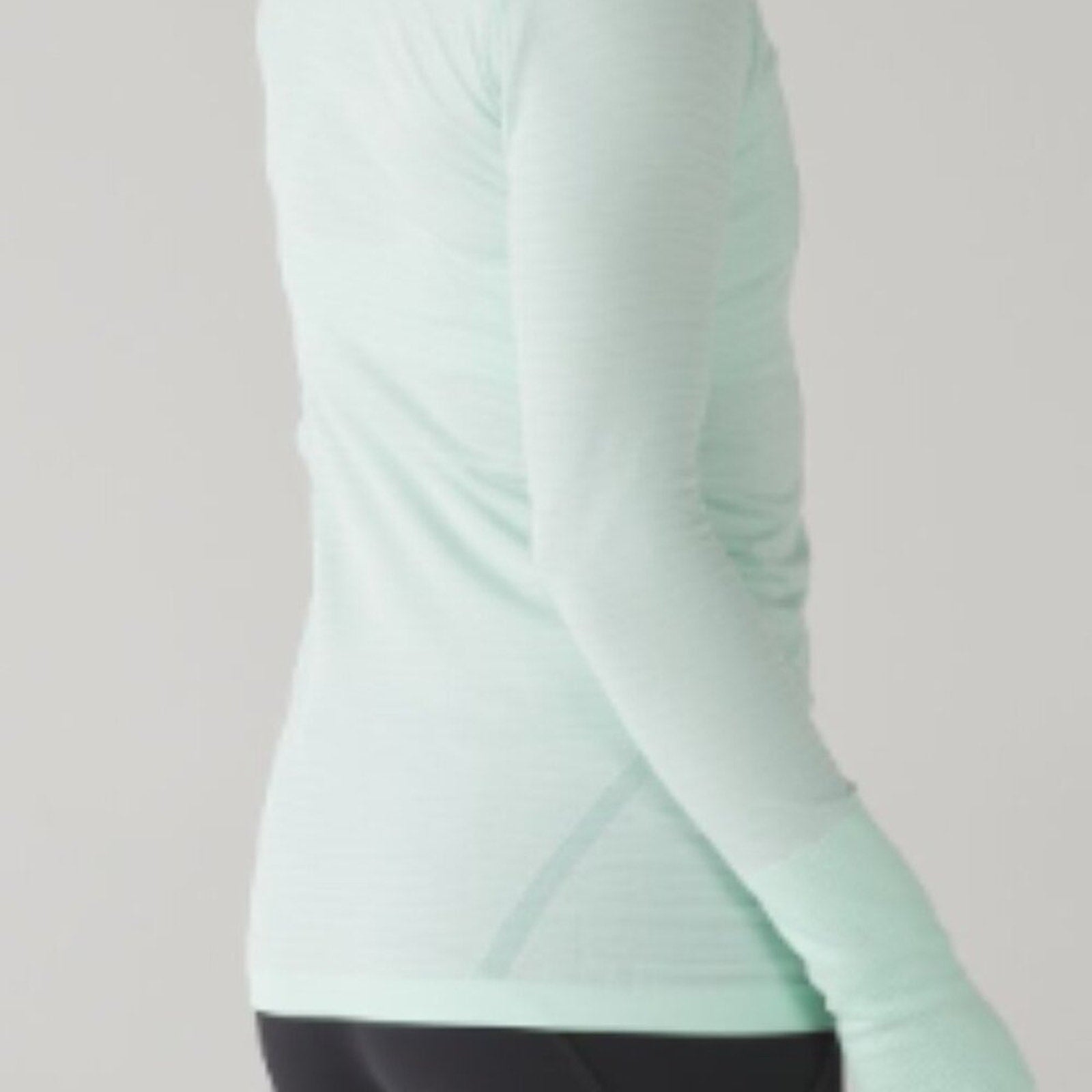 6037 - LULULEMON RUN: Swiftly Tech Long Sleeve Crew Sz 8