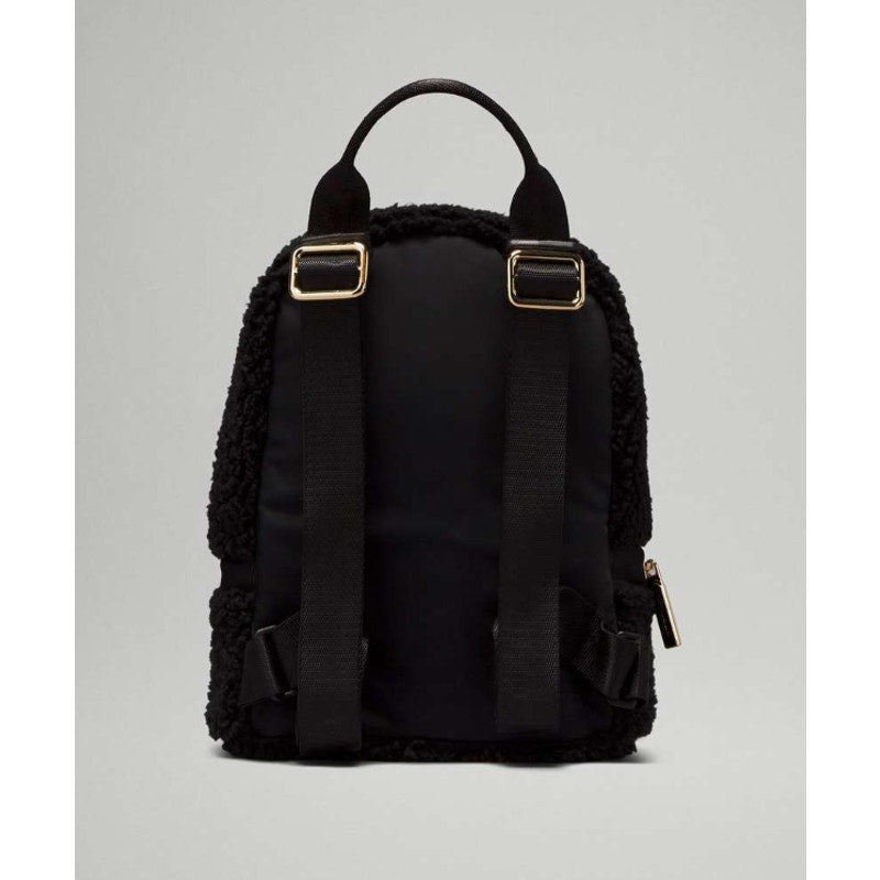 0272 LULULEMON NWT City Adventurer Backpack Micro 3L *Fleece
