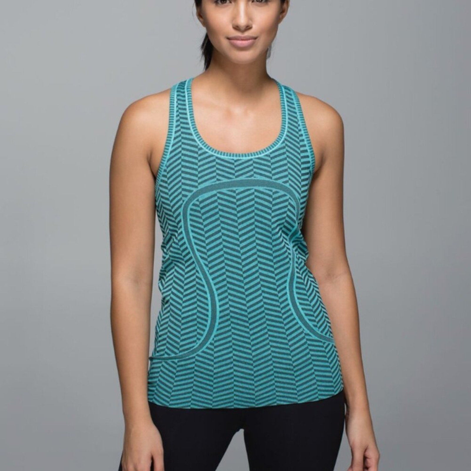 6982 - Lululemon Run: Swiftly Tech Racerback Heathered Blue Tropics Sz 10 RARE