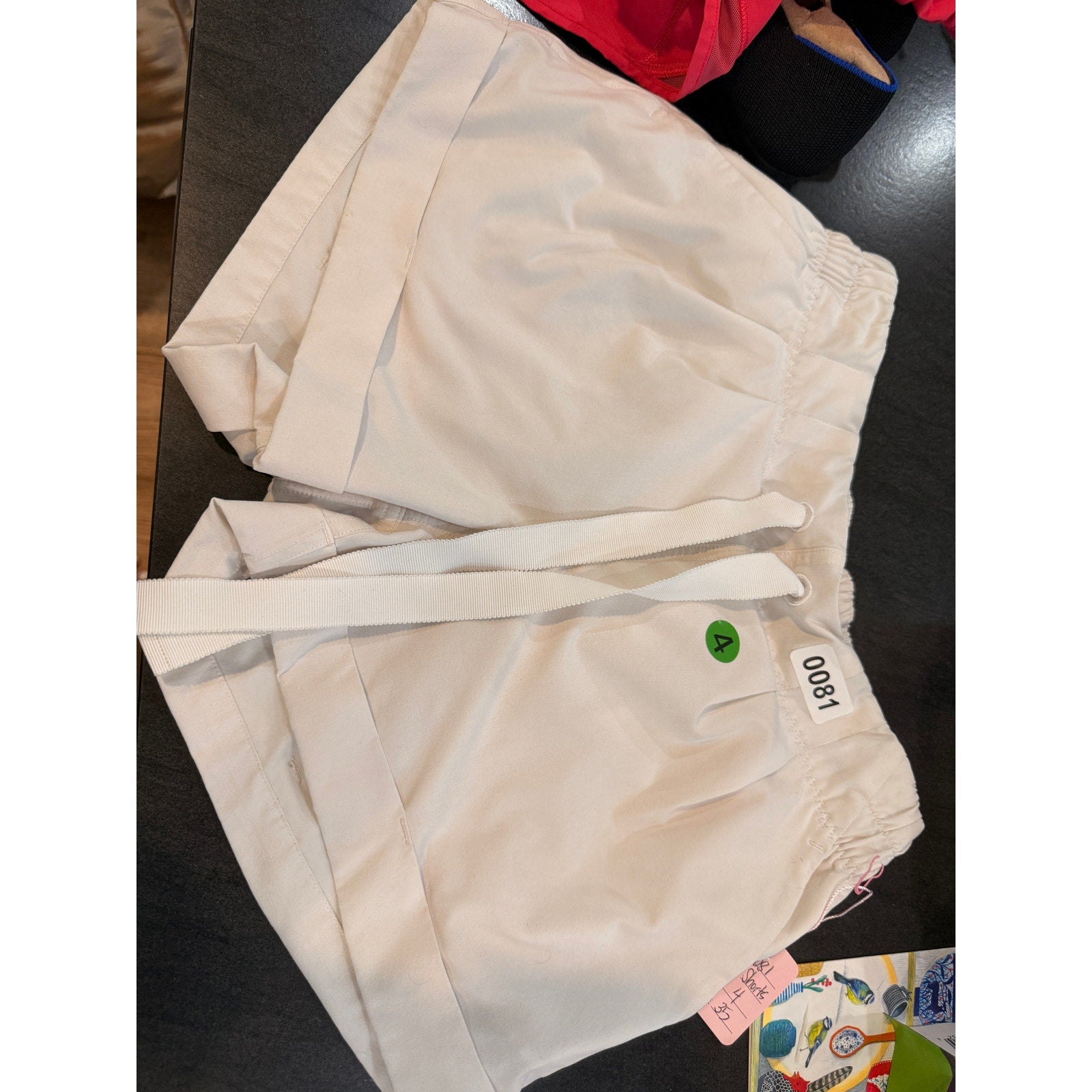 0081 Lululemon Spring Break Away Short *4-way Stretch 3" Sz 4 in BONE
