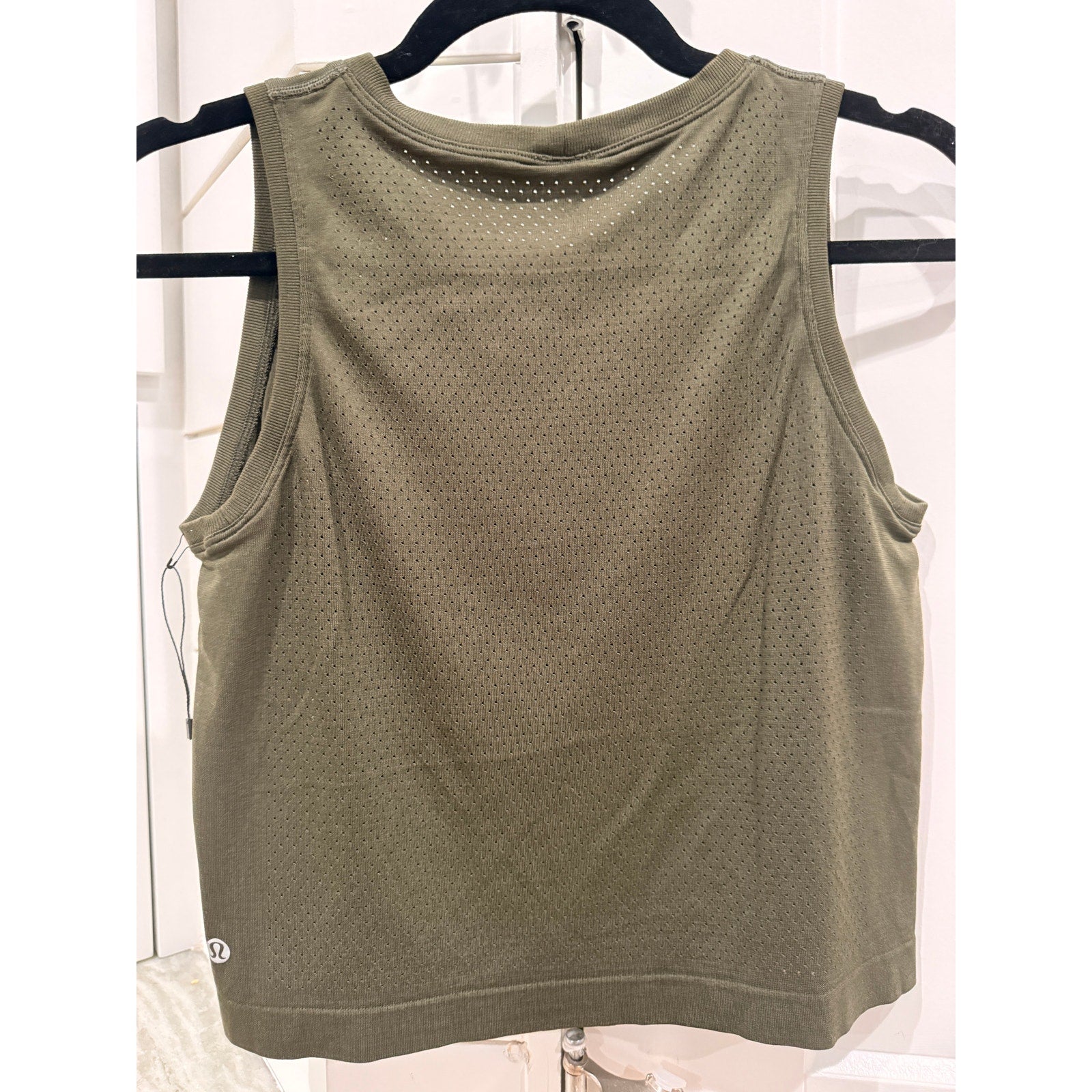 6629 Breeze By Muscle Crop Tank *lululemon Grey Sage Sz 6
