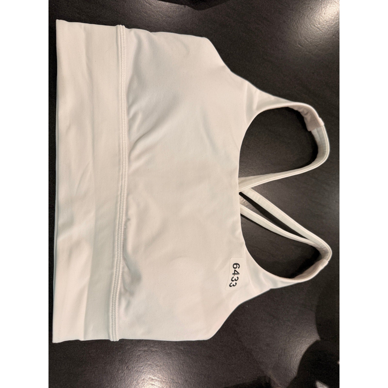6433 Lululemon Energy Bra *Long Line White sz 6