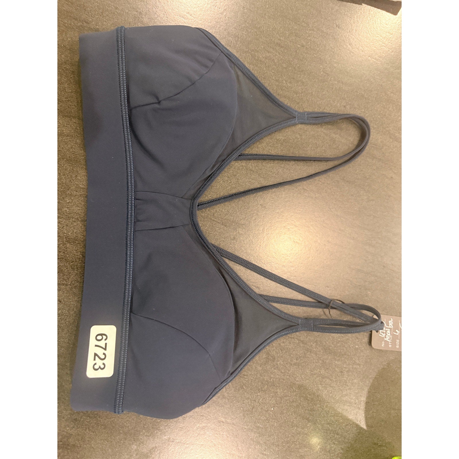 6723 -  Lululemon Anew Bra Black in Sz 6
