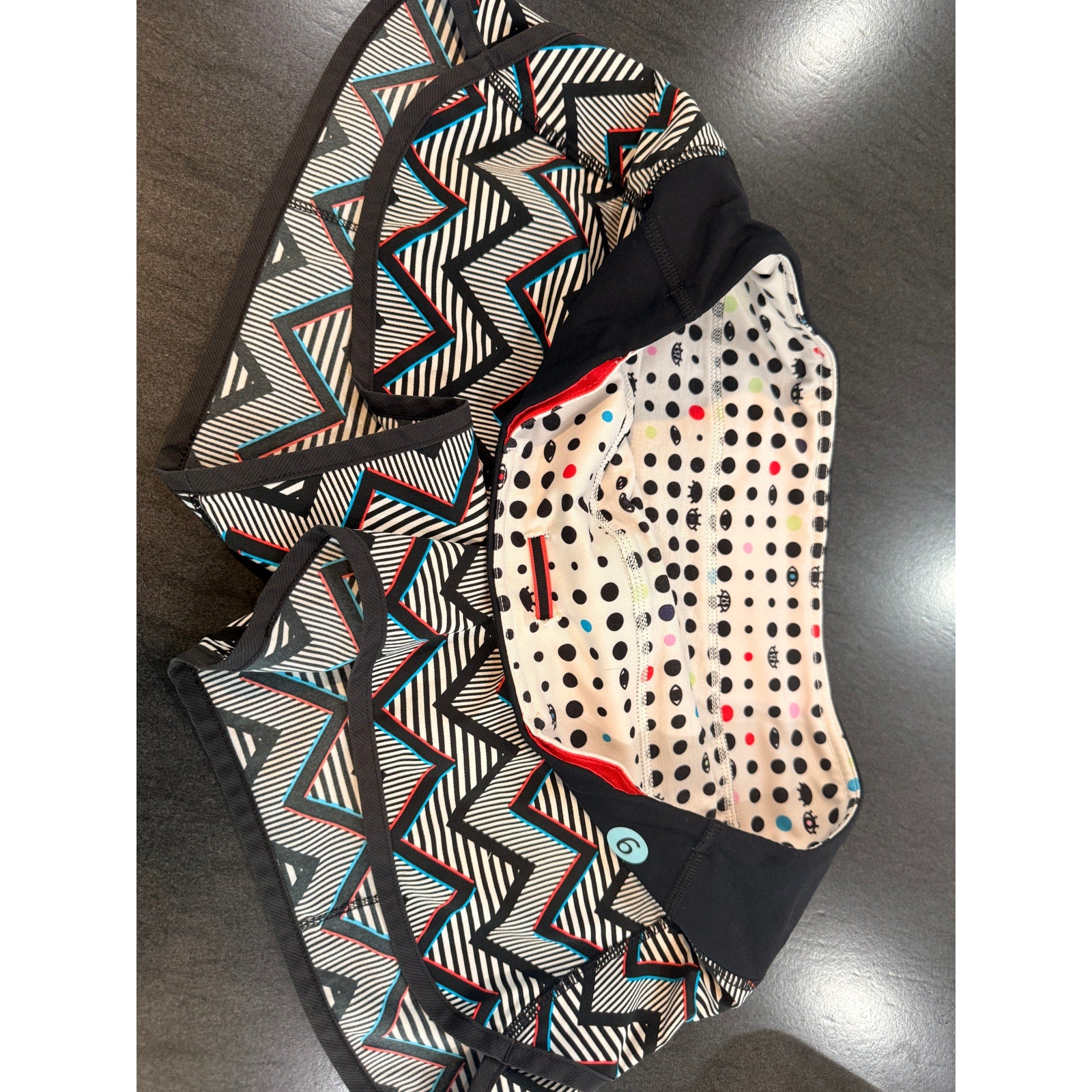 437 - LULULEMON Speed Short 2014 Seawheeze - 3D Chevron Sz 6 *RARE