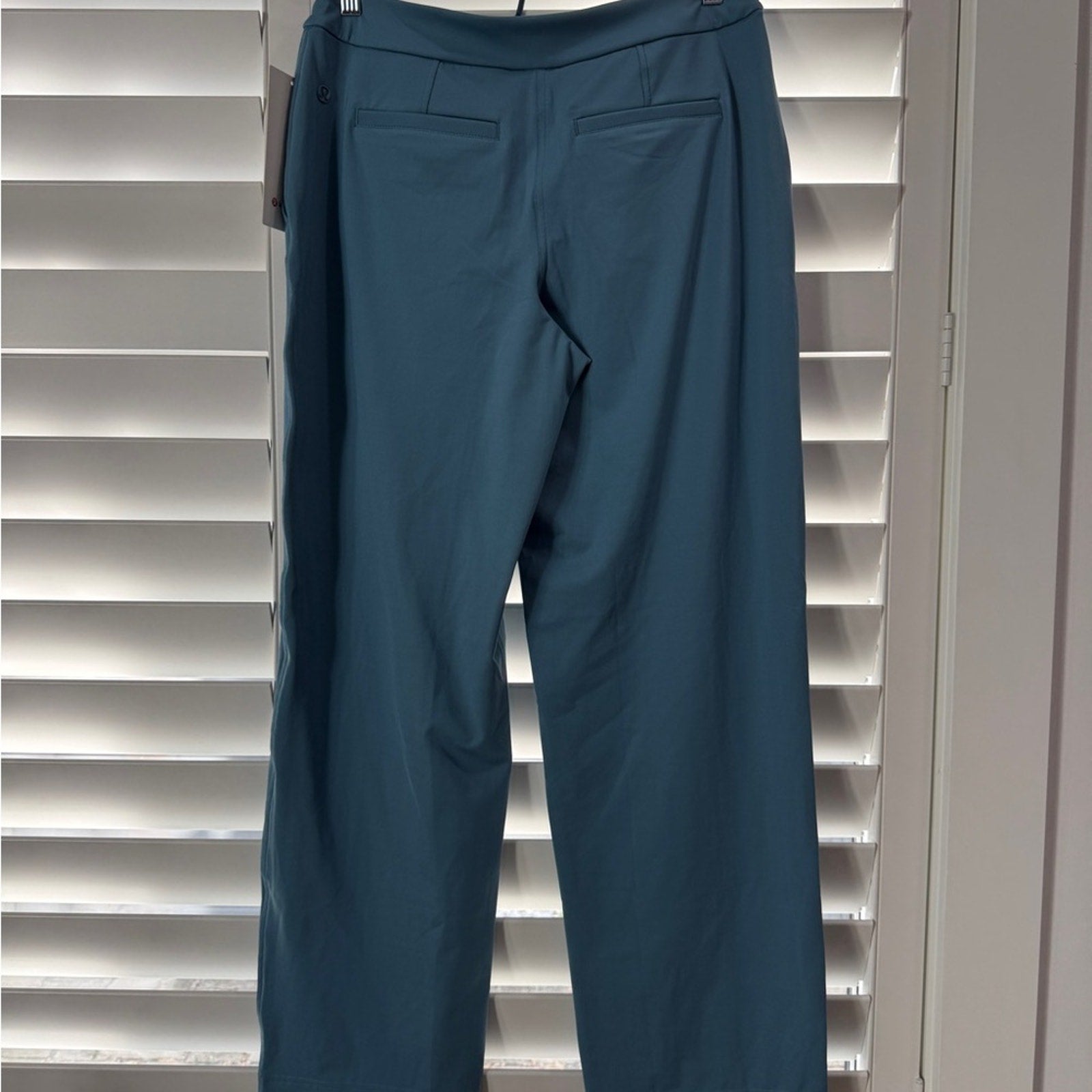 171 NWT Lululemon Straight-Leg Mid-Rise Pant Full Lgth *Luxtreme Utility Blue Sz M