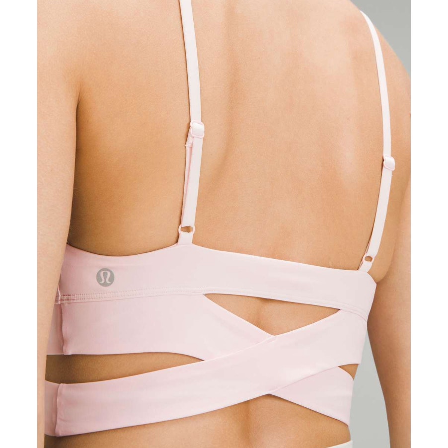 6716 -  Lululemon Still Now Bra *Light Support Strawberry Milkshake in Sz 6