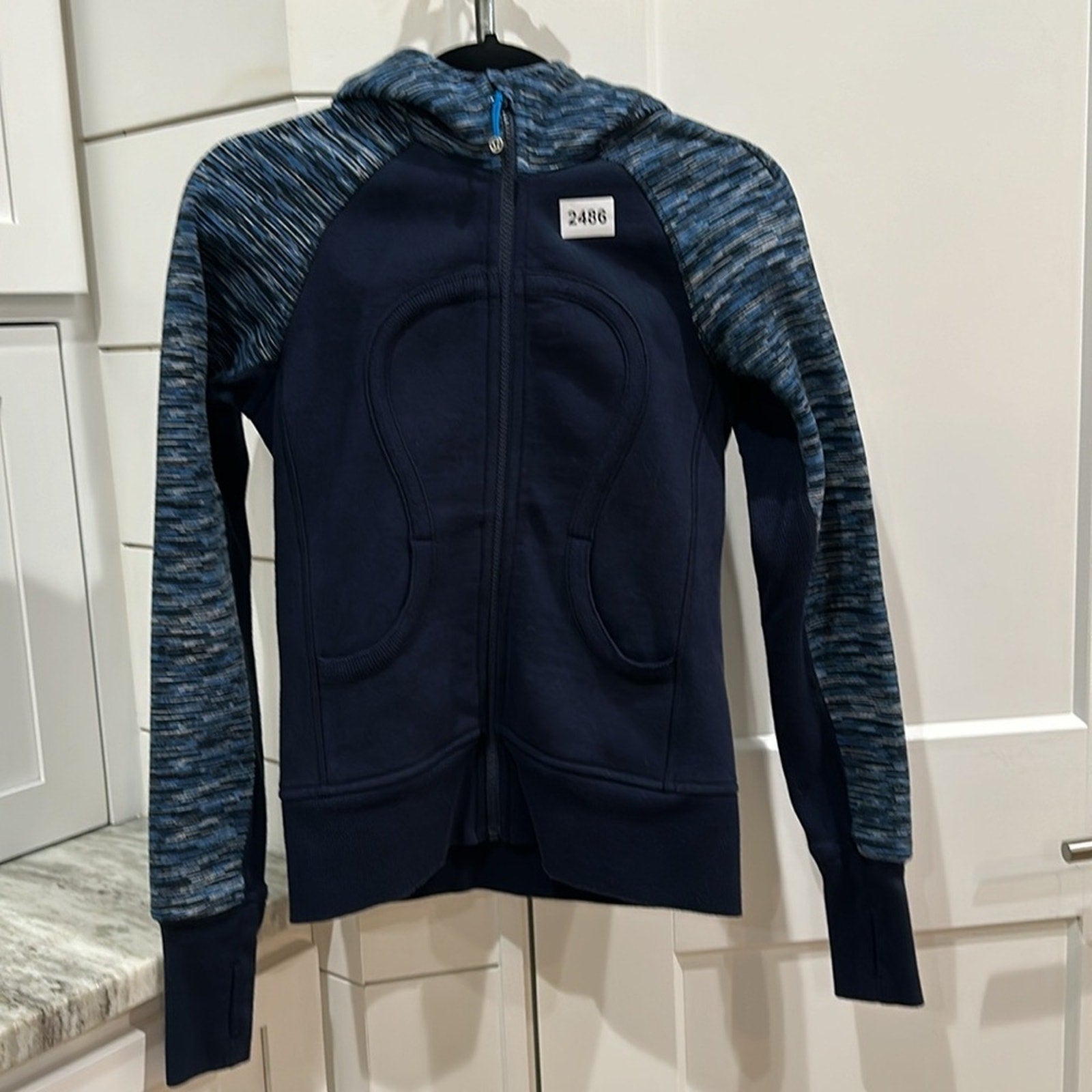 (2486) LULULEMON Scuba Hoodie *Stretch (Lined Hood) P2P=16" **LOVED