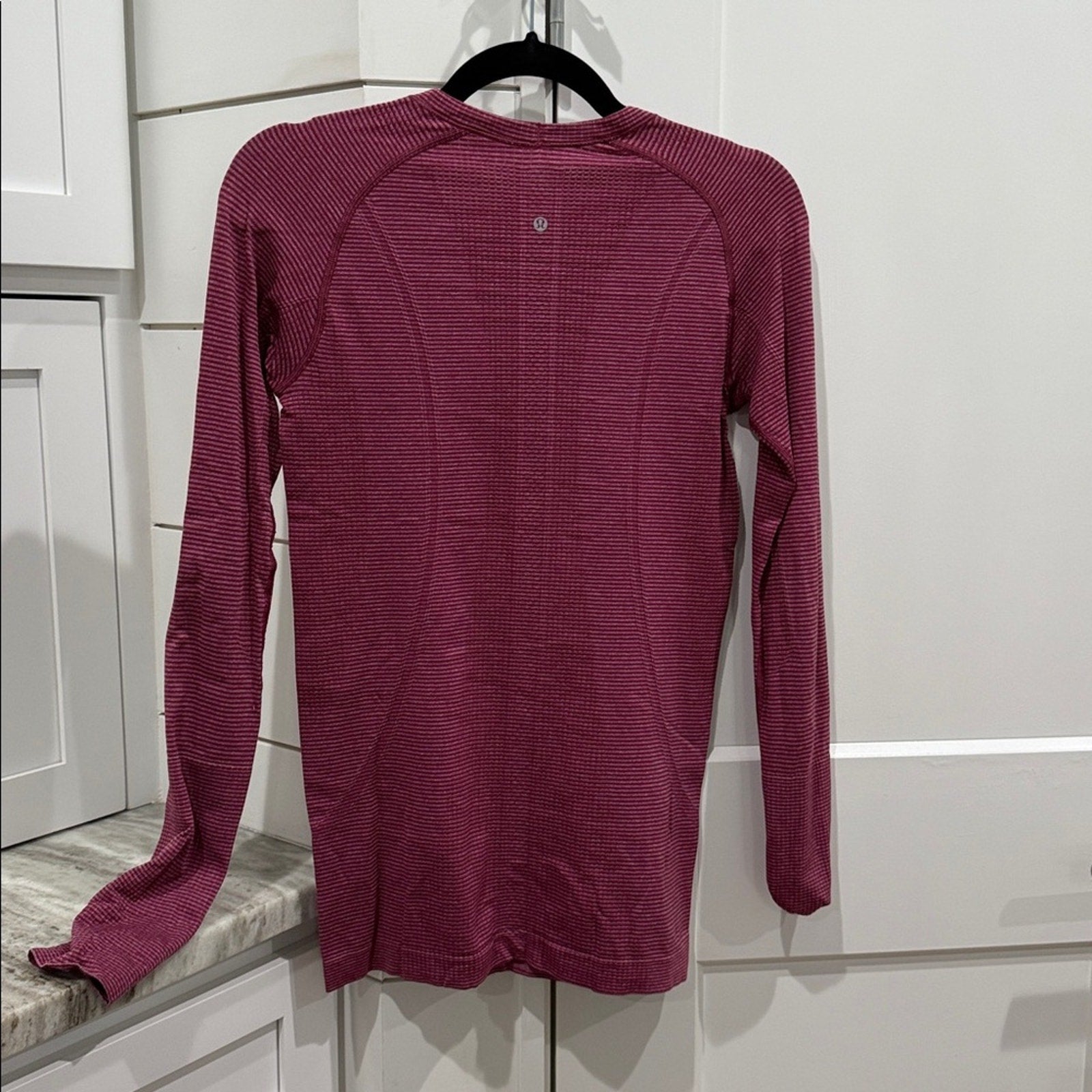 192 - Lululemon Swiftly Tech Long Sleeve Crew Heathered Rosewood sz 6