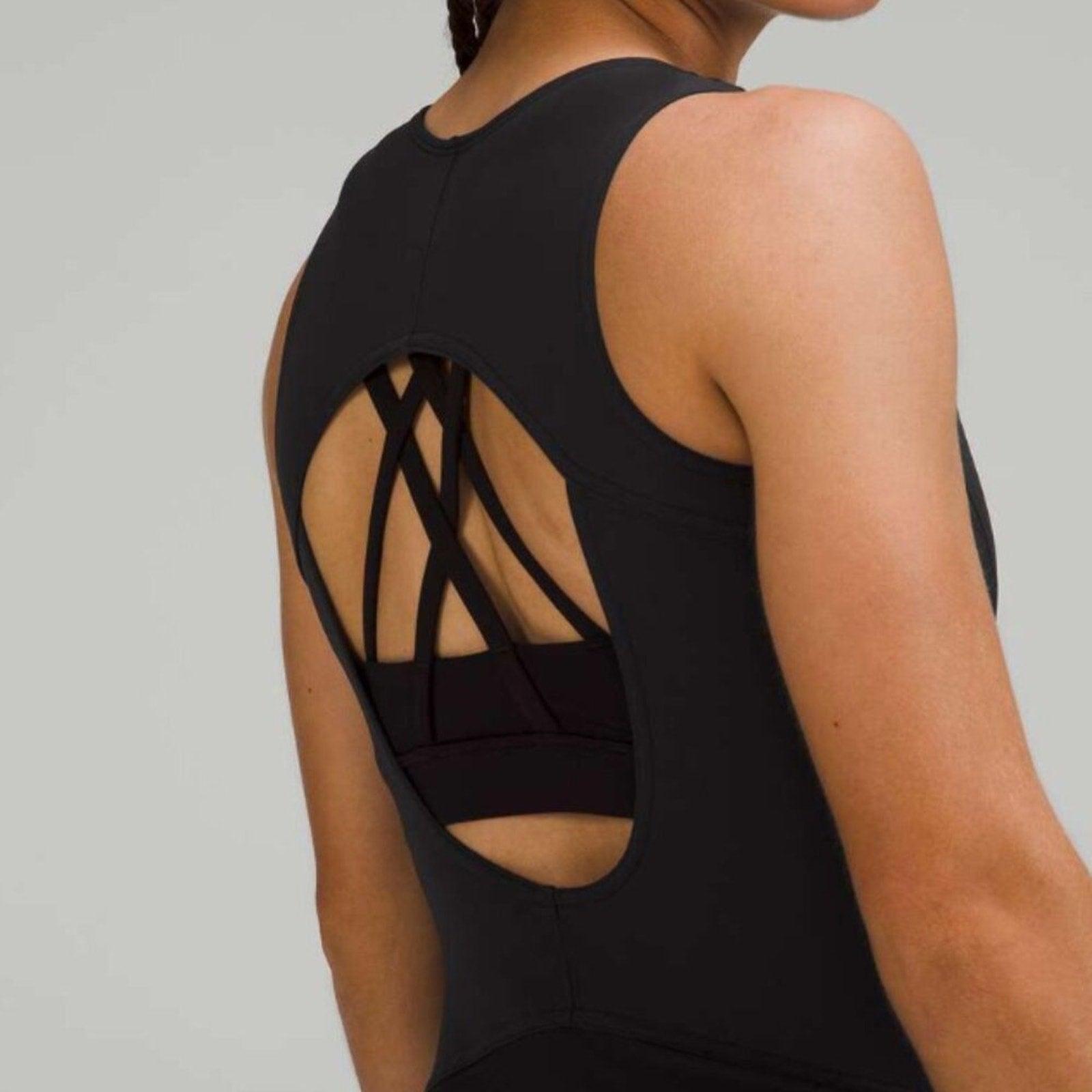 185 Lululemon Everlux Short-Lined Tennis Tank Top Dress 8" Black in Sz 4