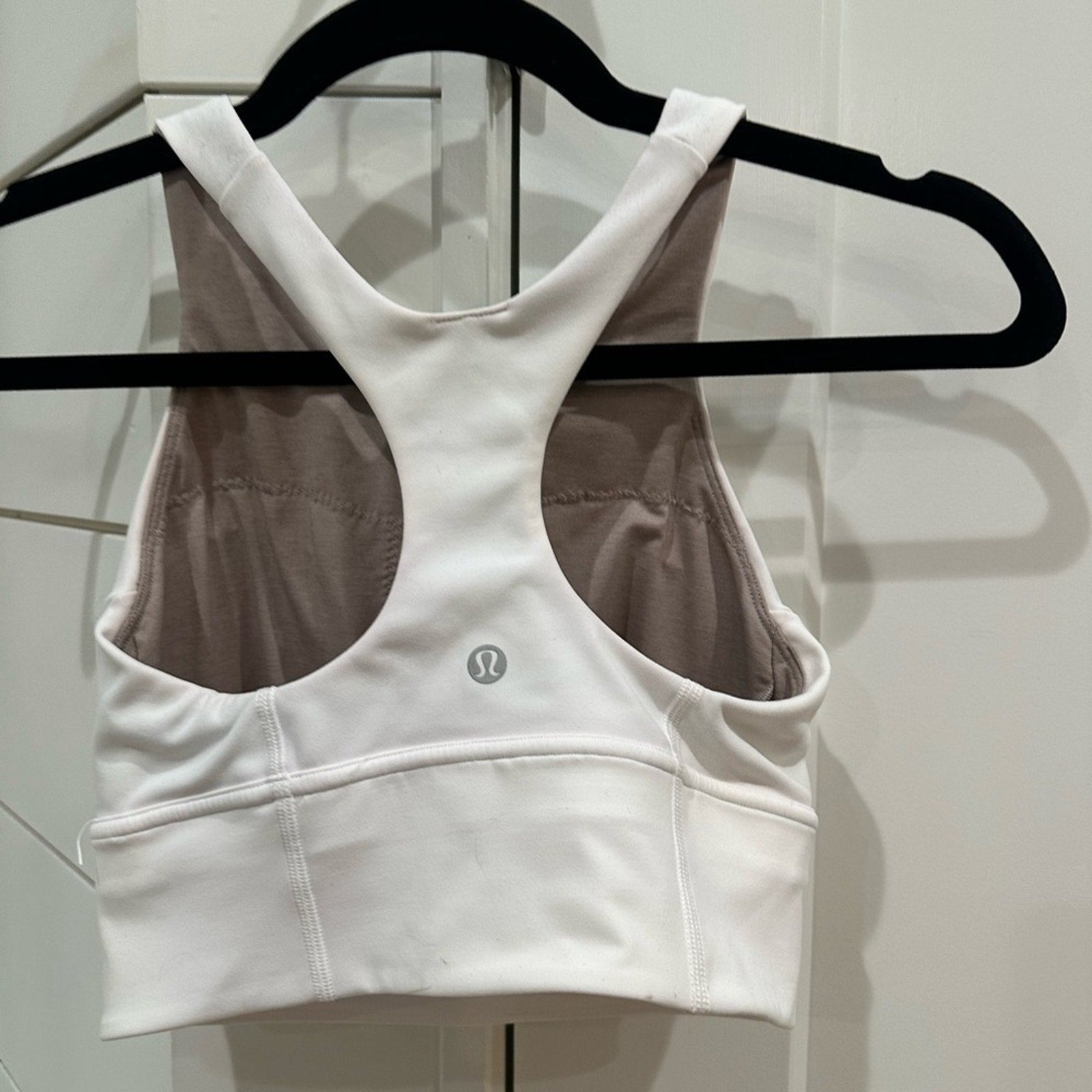 5 Lululemon Wunder Train Long-Line Bra *Medium Support in WHITE Sz 4 *FLAW