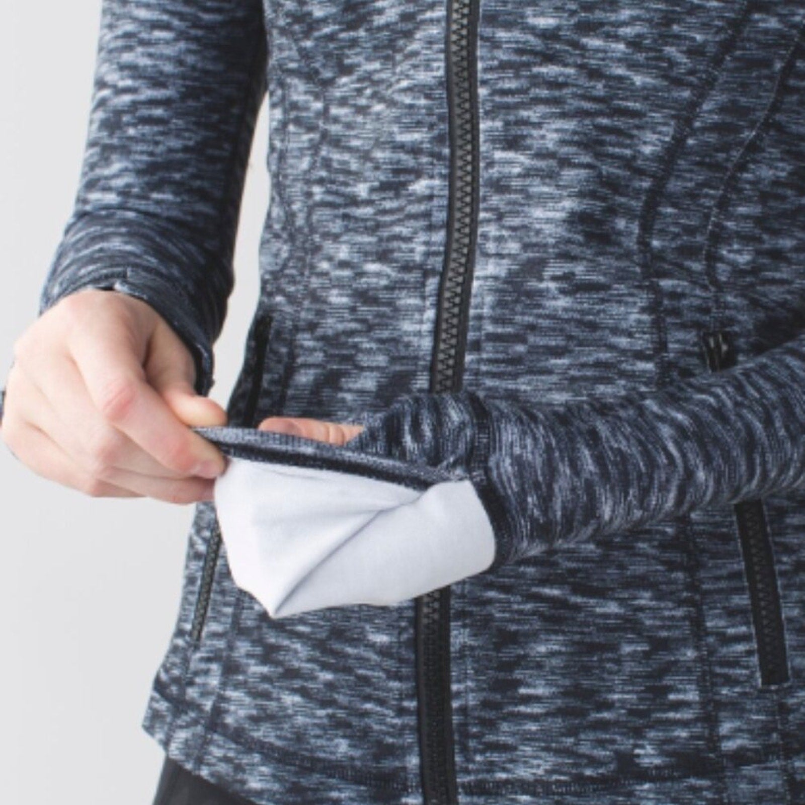 (2472) LULULEMON DEFINE JACKET *Dramatic Static **Sz 6