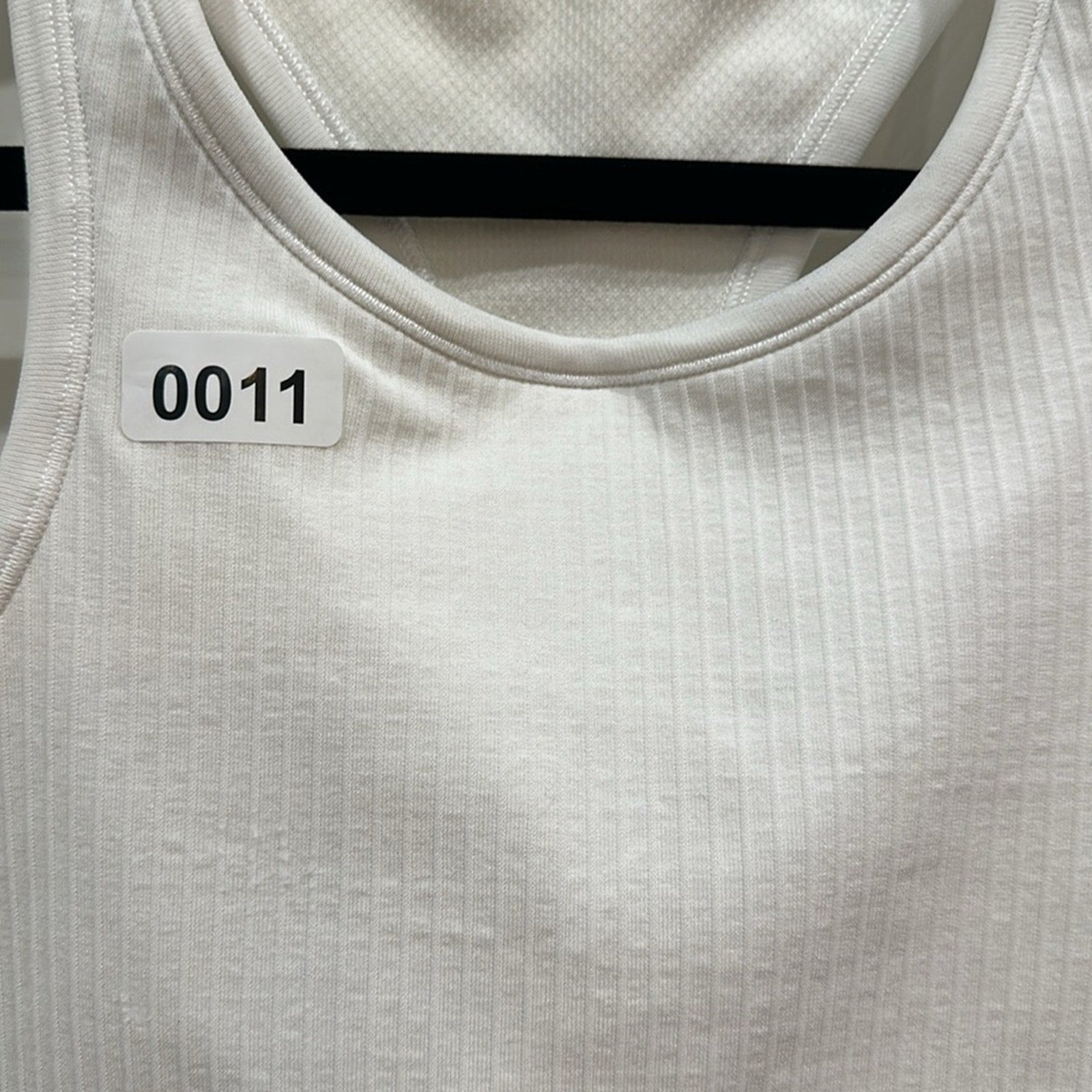 6487 - Lululemon Ebb To Street Racerback Crop Tank Sz 4