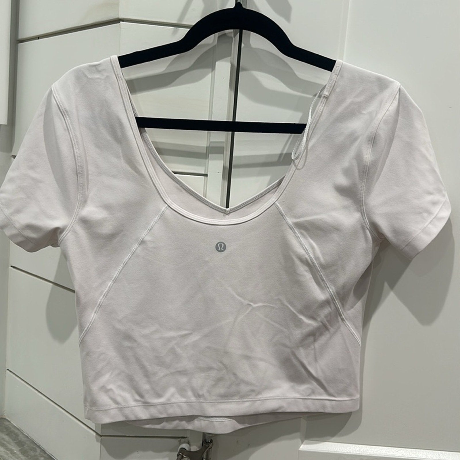 (6289) 🍋  LULULEMON ALIGN TEE P2P=18" Sz  *EUC in WHITE