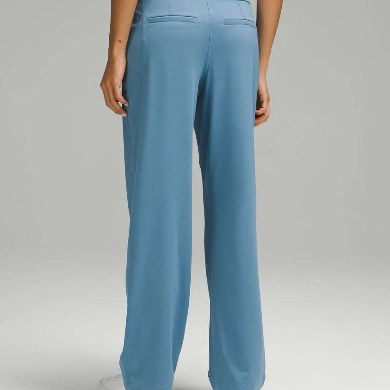 171 NWT Lululemon Straight-Leg Mid-Rise Pant Full Lgth *Luxtreme Utility Blue Sz M