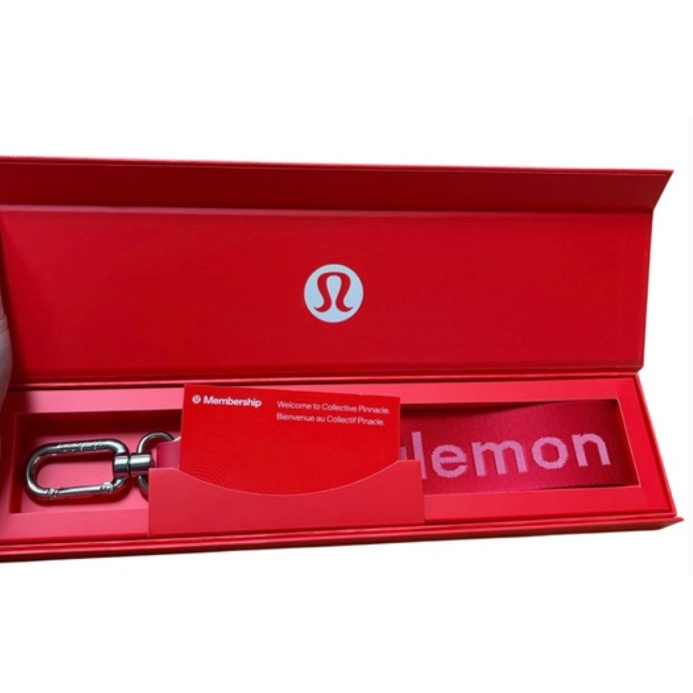 0271 NWT Lululemon Never Lost Keychain- MEMBERSHIP ONLY EDITION *RARE