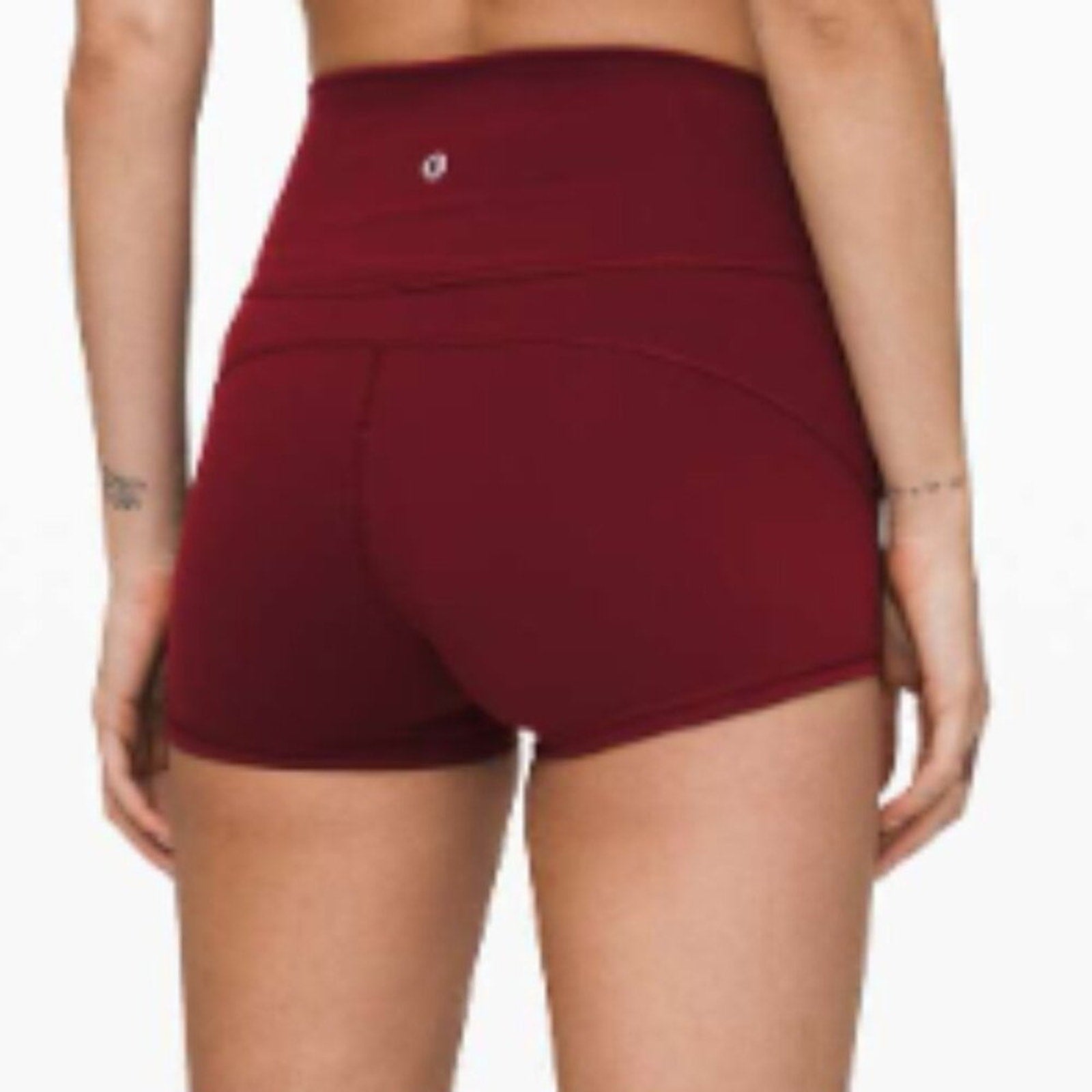 6024 -  LULULEMON In Movement Short *Everlux 2.5" Sz 8 in DEEP ROUGE