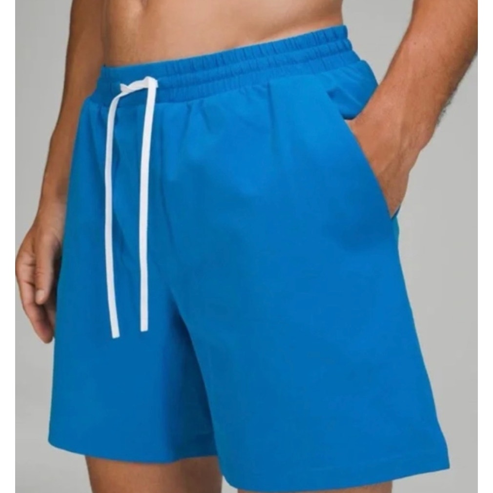 348 - LULULEMON Pool Short 7" Paneled in Blue - Size L