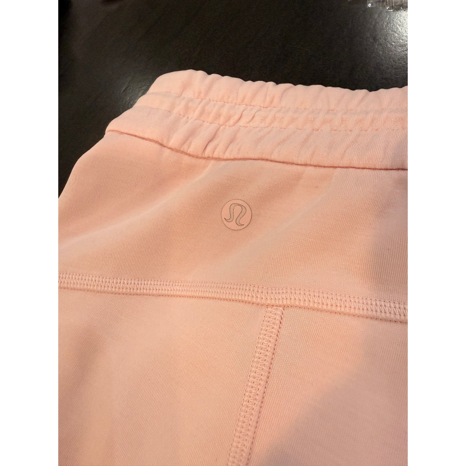 6715 - Lululemon Softstreme High-Rise Short 4" Strawberry Milkshake Sz 6 *SPOT