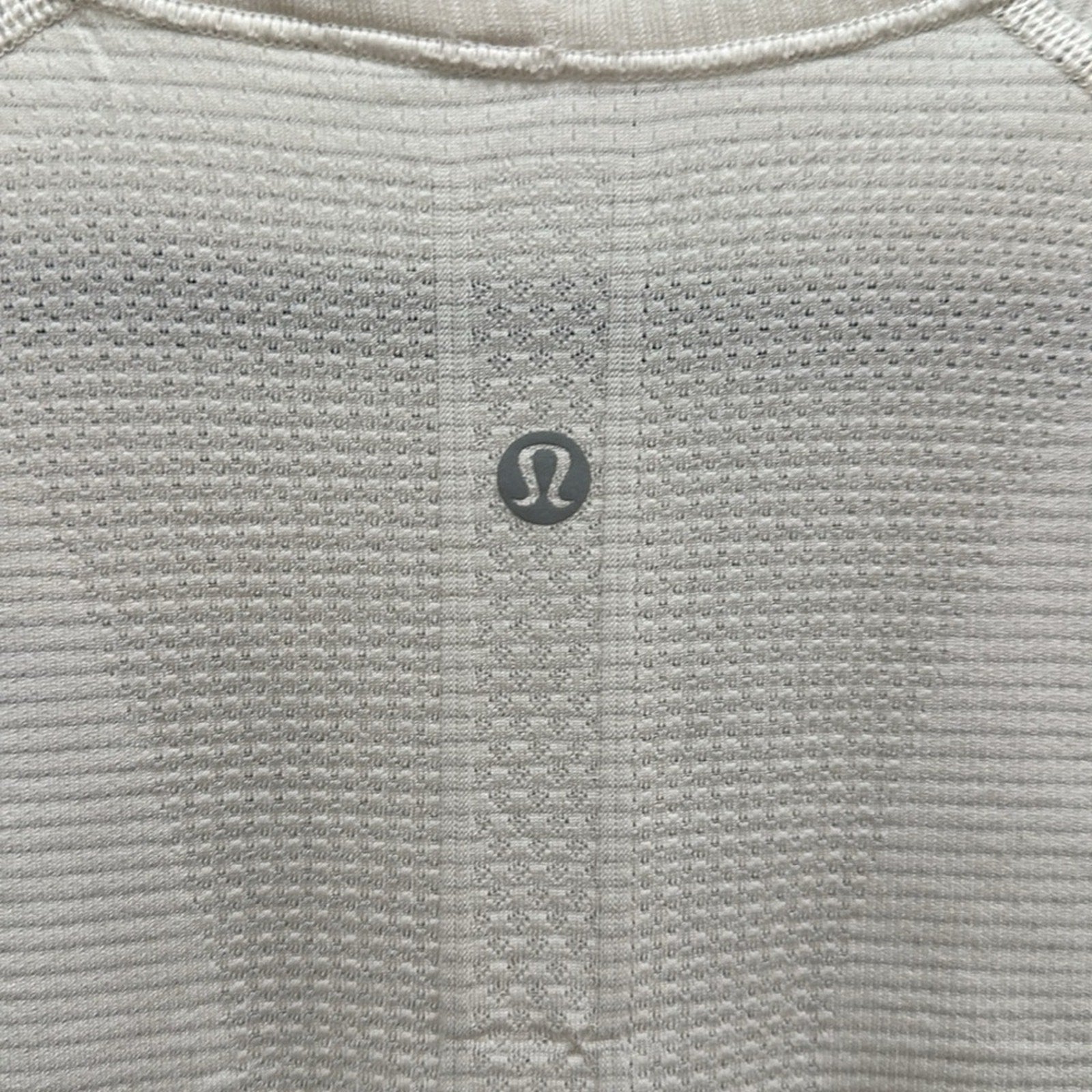 (6061)  🍋 LULULEMON RUN: Swiftly Tech Short Sleeve Crew Sz 10 **LOVED