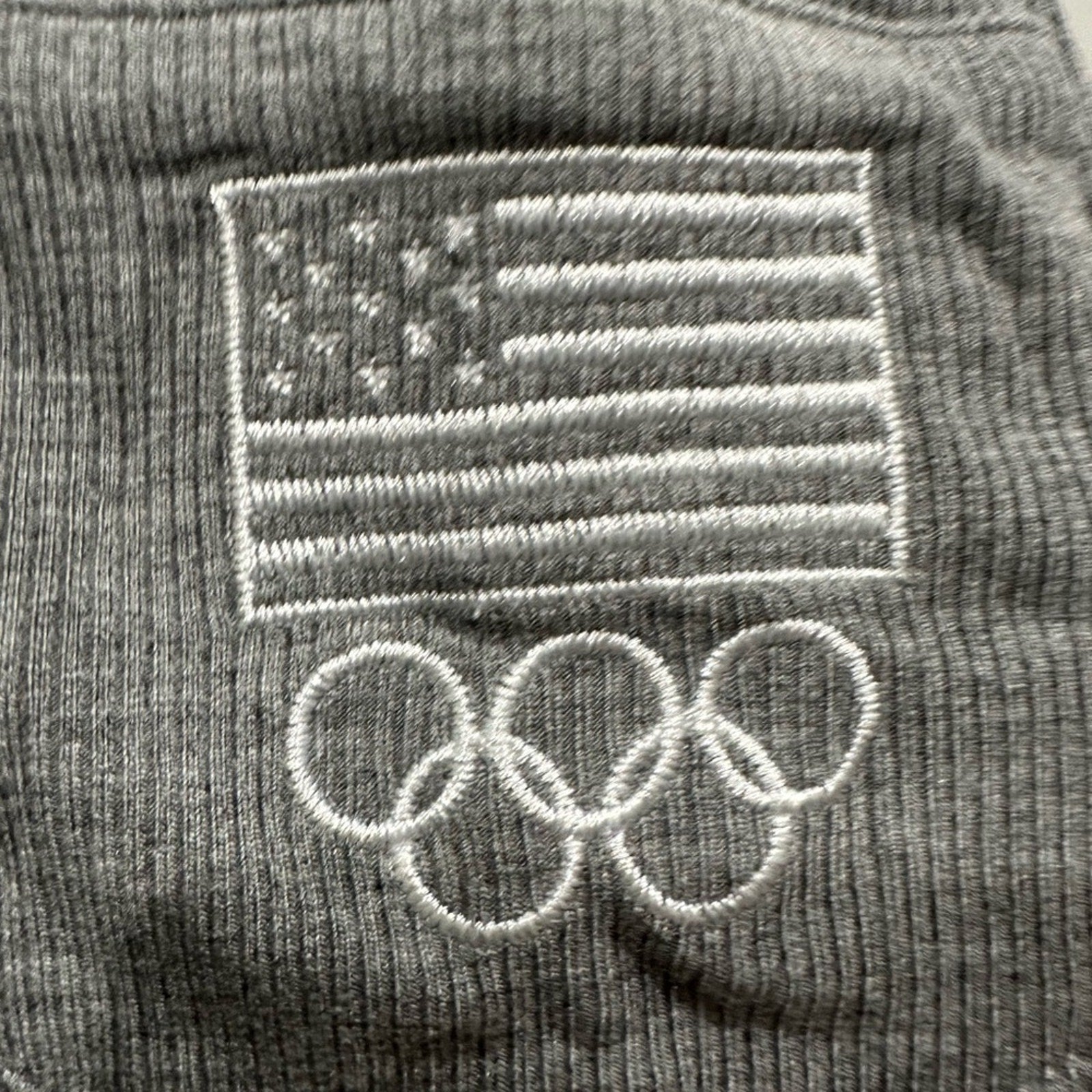 (2417) SKIMS NWT TEAM USA ROBE Olympic in HEATHER GRAY Sz M ** MISSING TIE